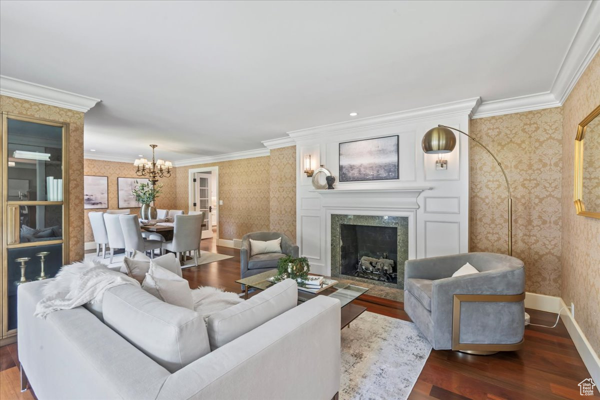 3 DAWN HILL DR