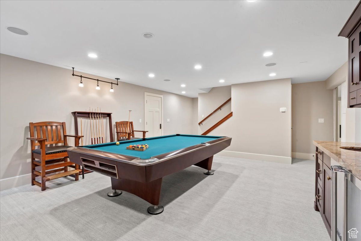 3 DAWN HILL DR