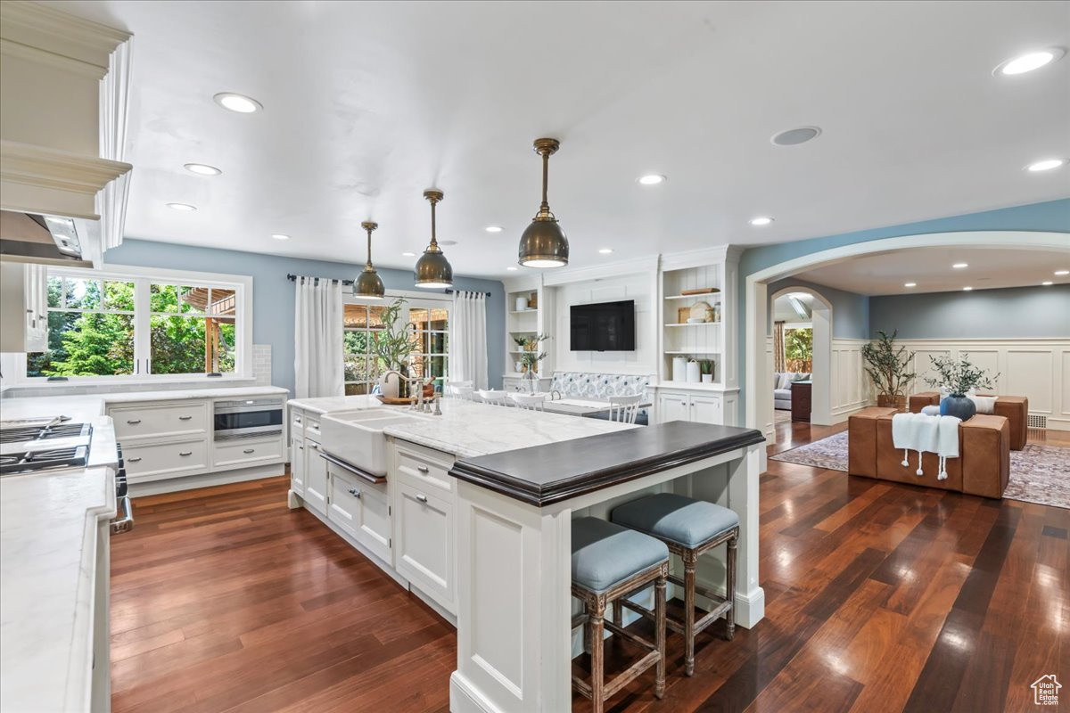 3 DAWN HILL DR