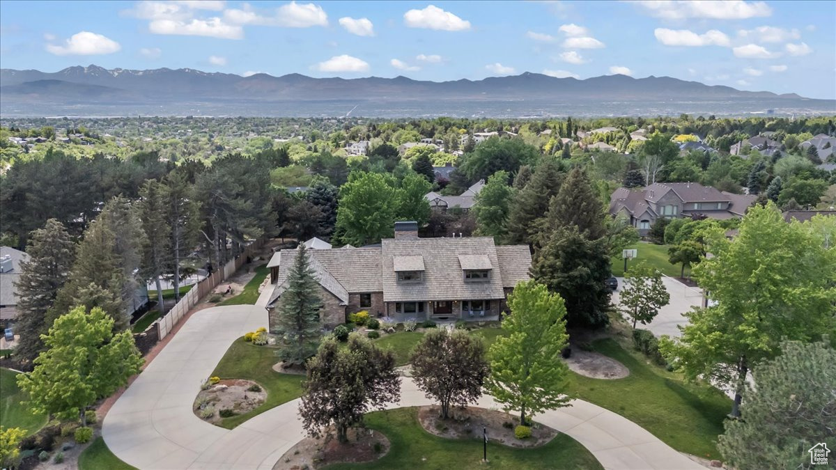 3 DAWN HILL DR