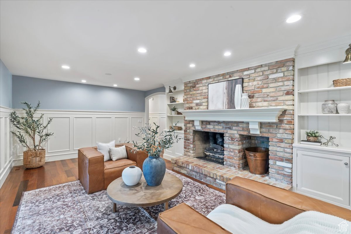 3 DAWN HILL DR