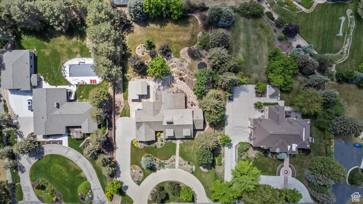 3 DAWN HILL DR