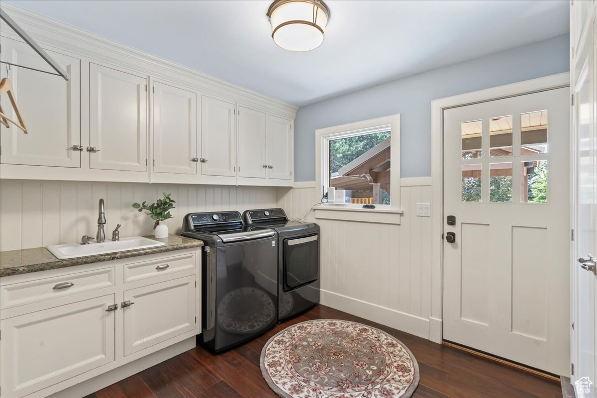 3 DAWN HILL DR