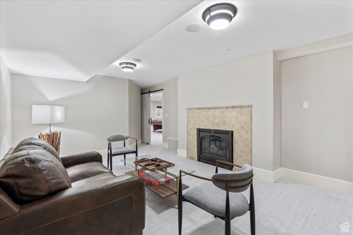 3 DAWN HILL DR