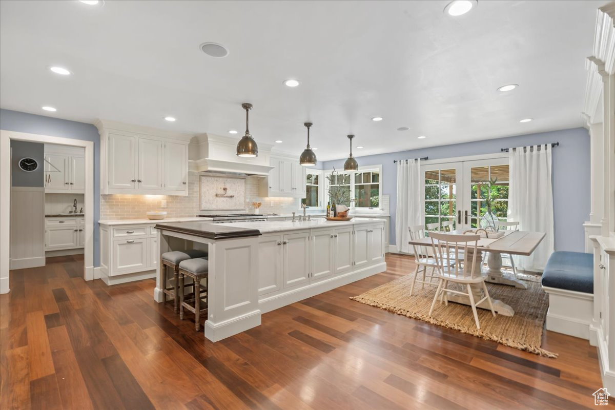 3 DAWN HILL DR