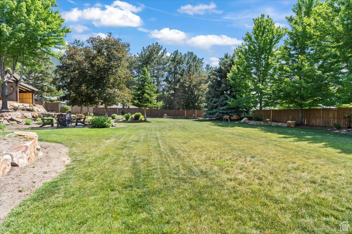 3 DAWN HILL DR