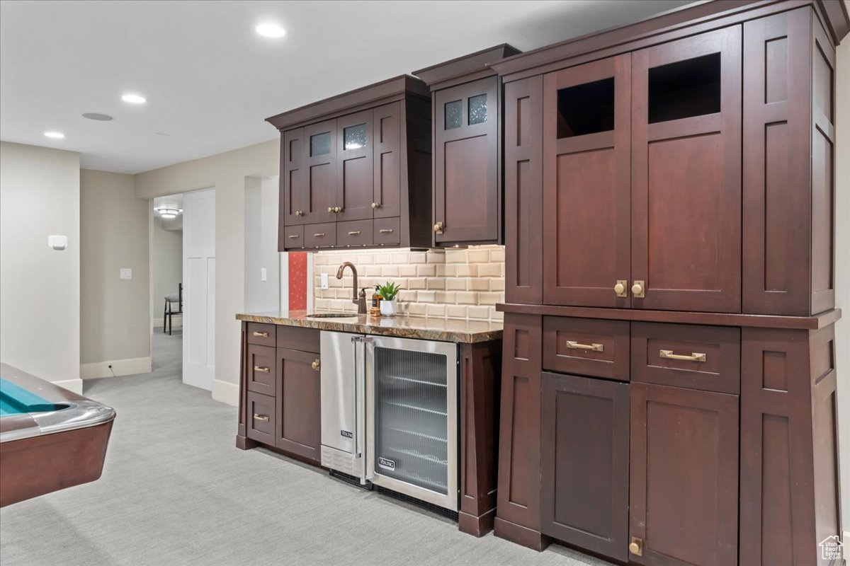 3 DAWN HILL DR