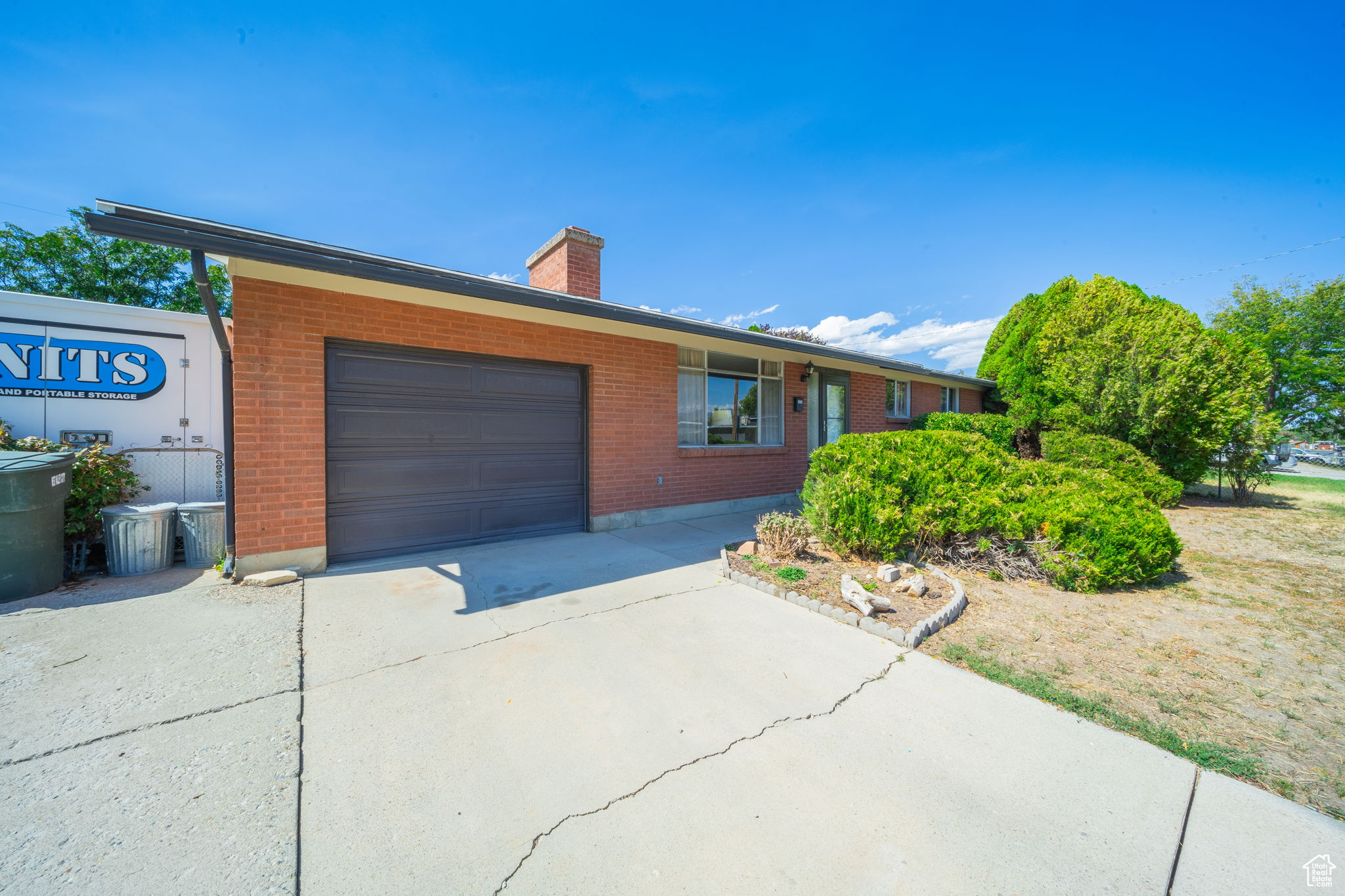 3970 S BONNIEWOOD DR