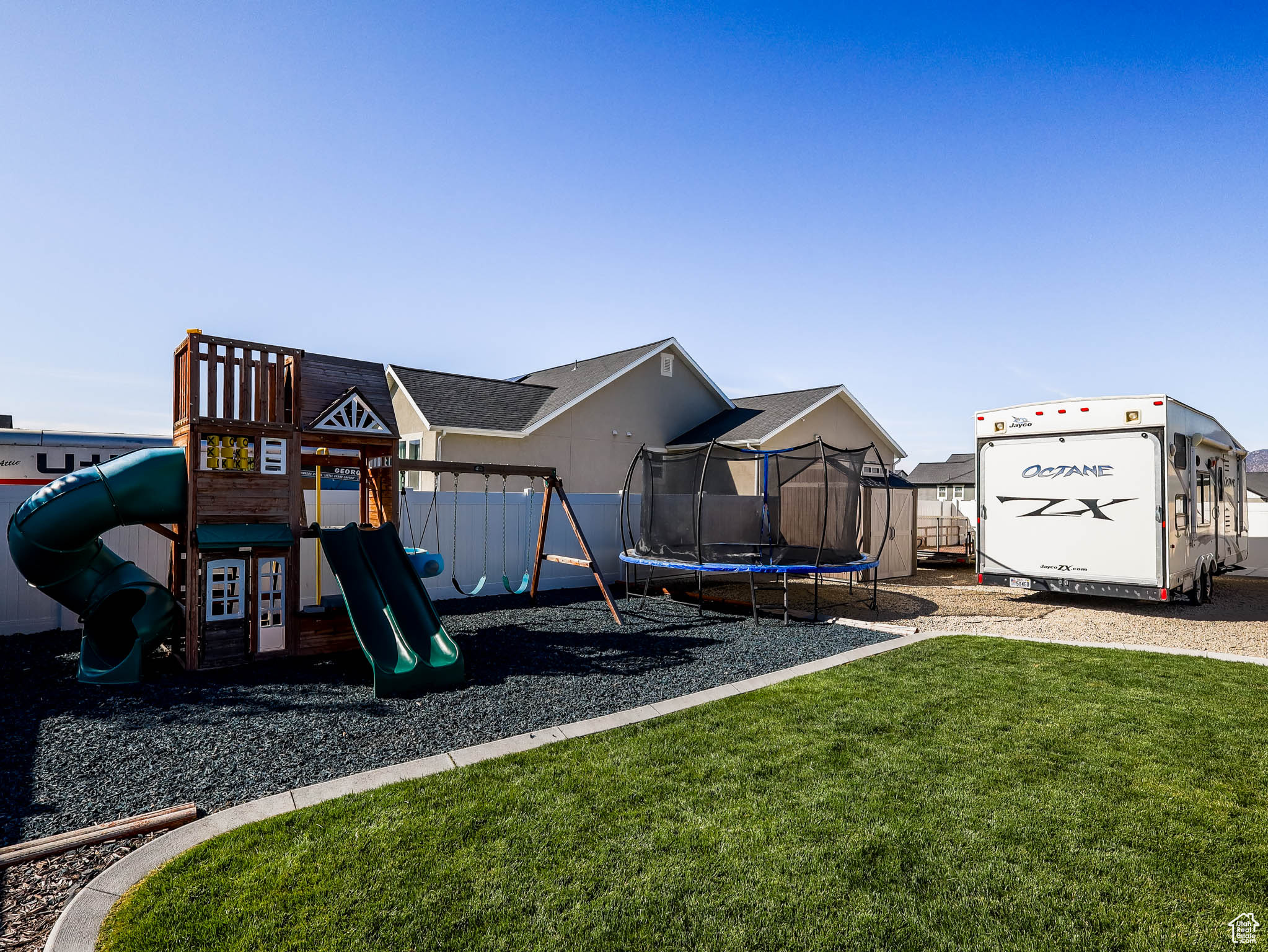 4910 N DESERET PEAK DR