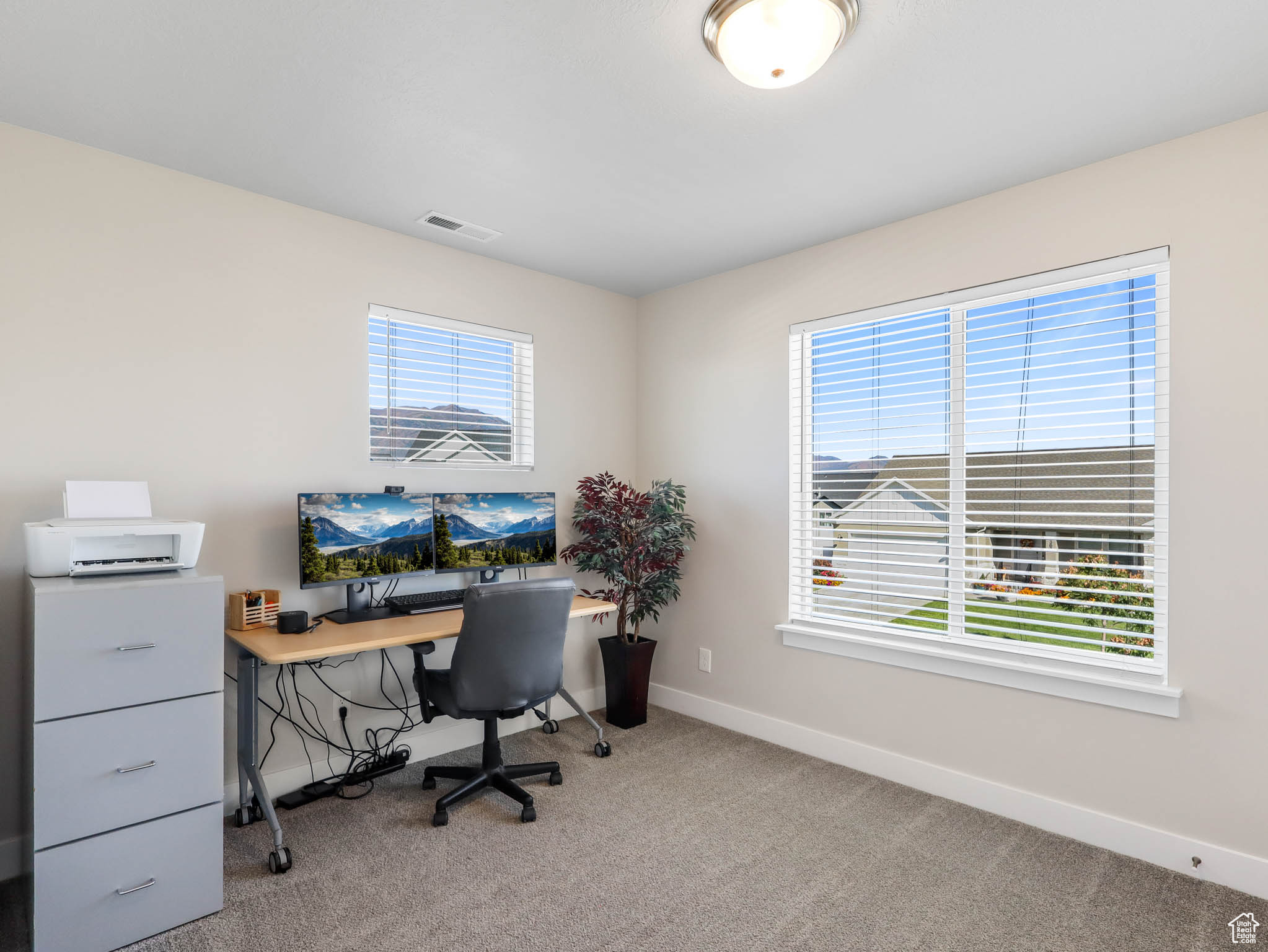 4910 N DESERET PEAK DR