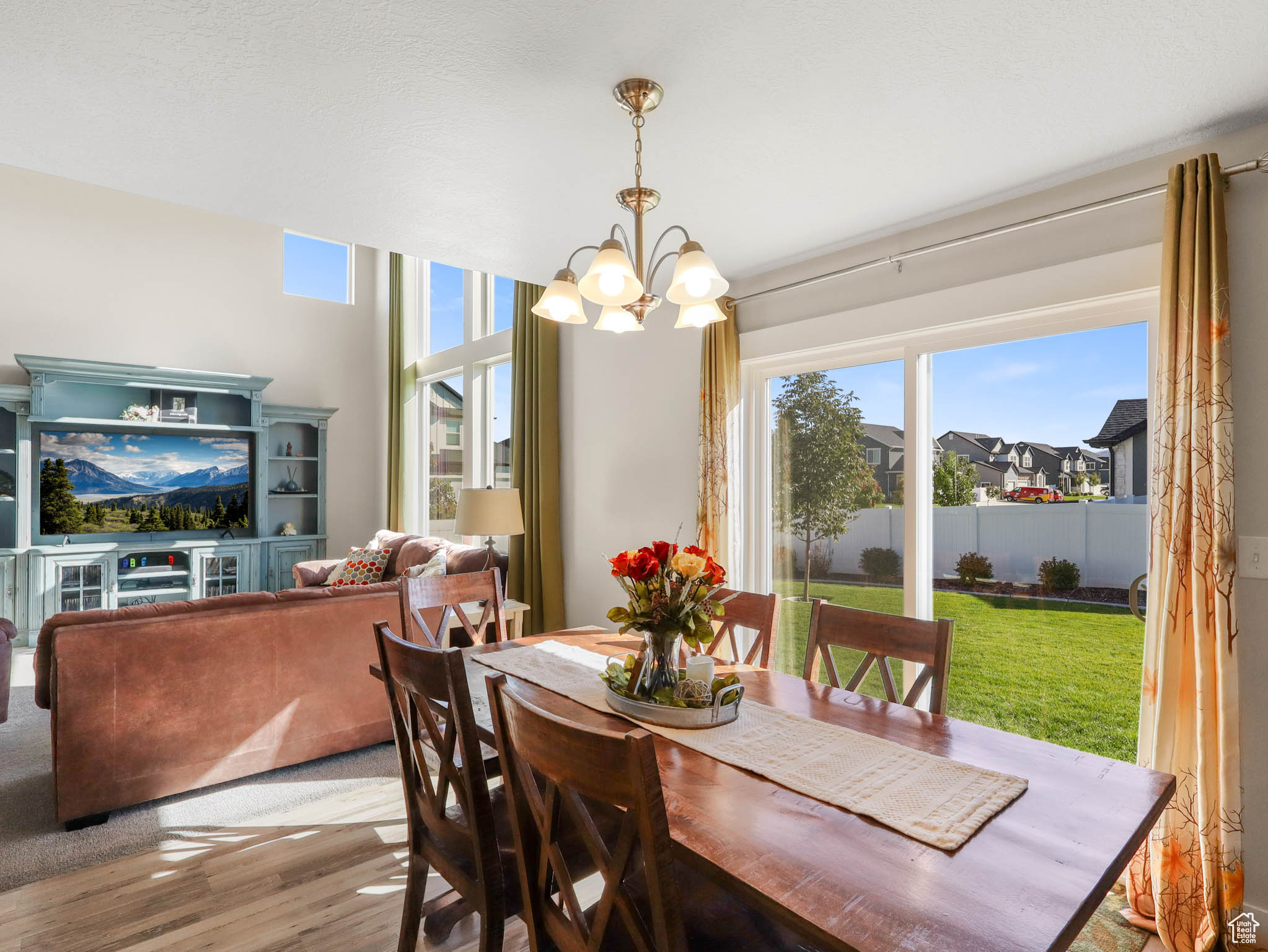 4910 N DESERET PEAK DR