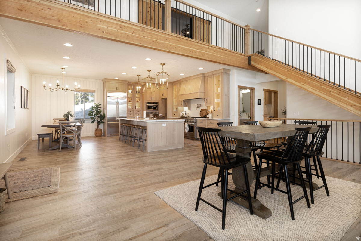 382 W RIDGE VIEW ST #8 & 9