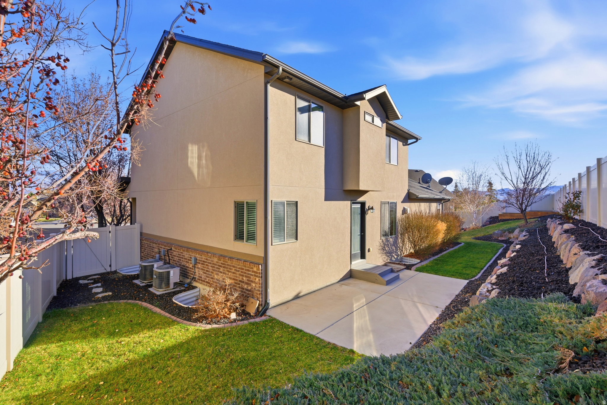 3863 W BELFRY CIR