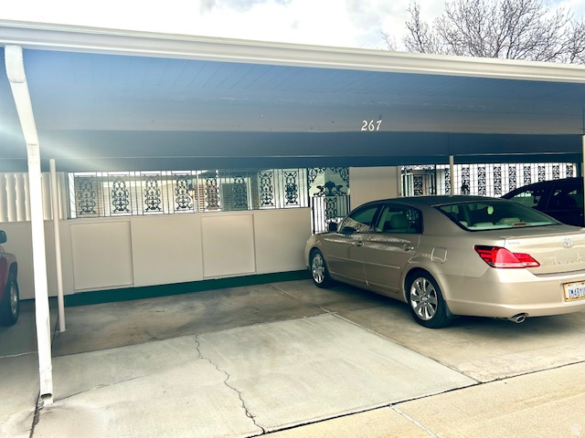 829 E THREE FOUNTAINS DR #267