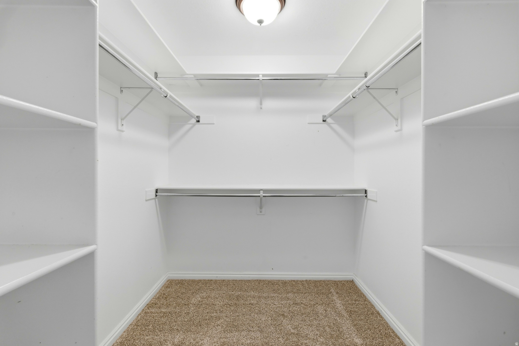 5272 W SUN BLOOM CIR