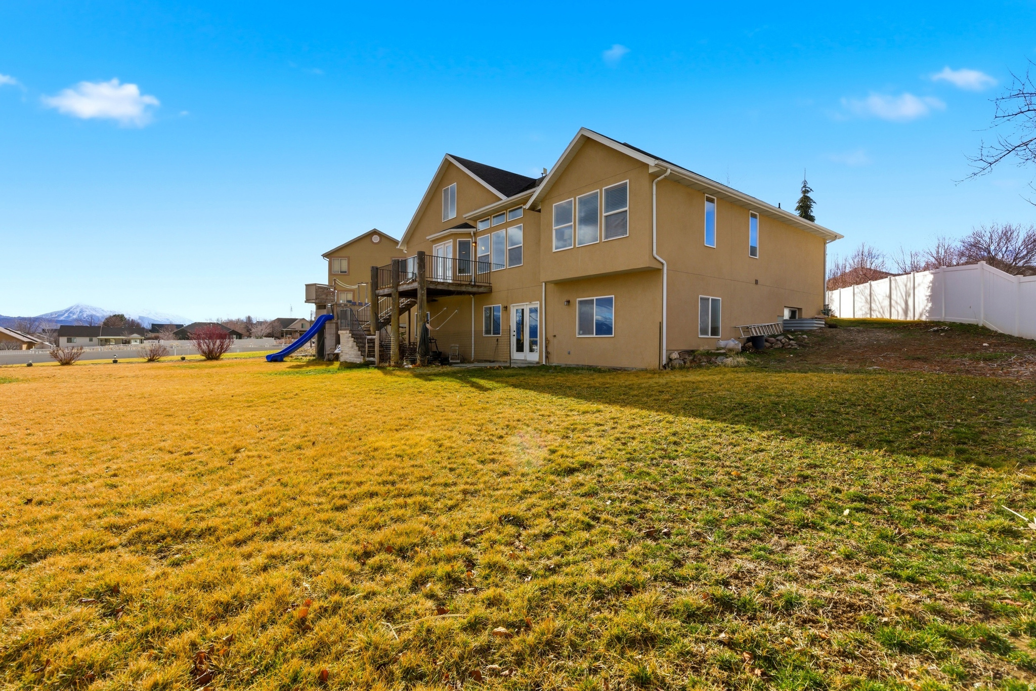 5272 W SUN BLOOM CIR