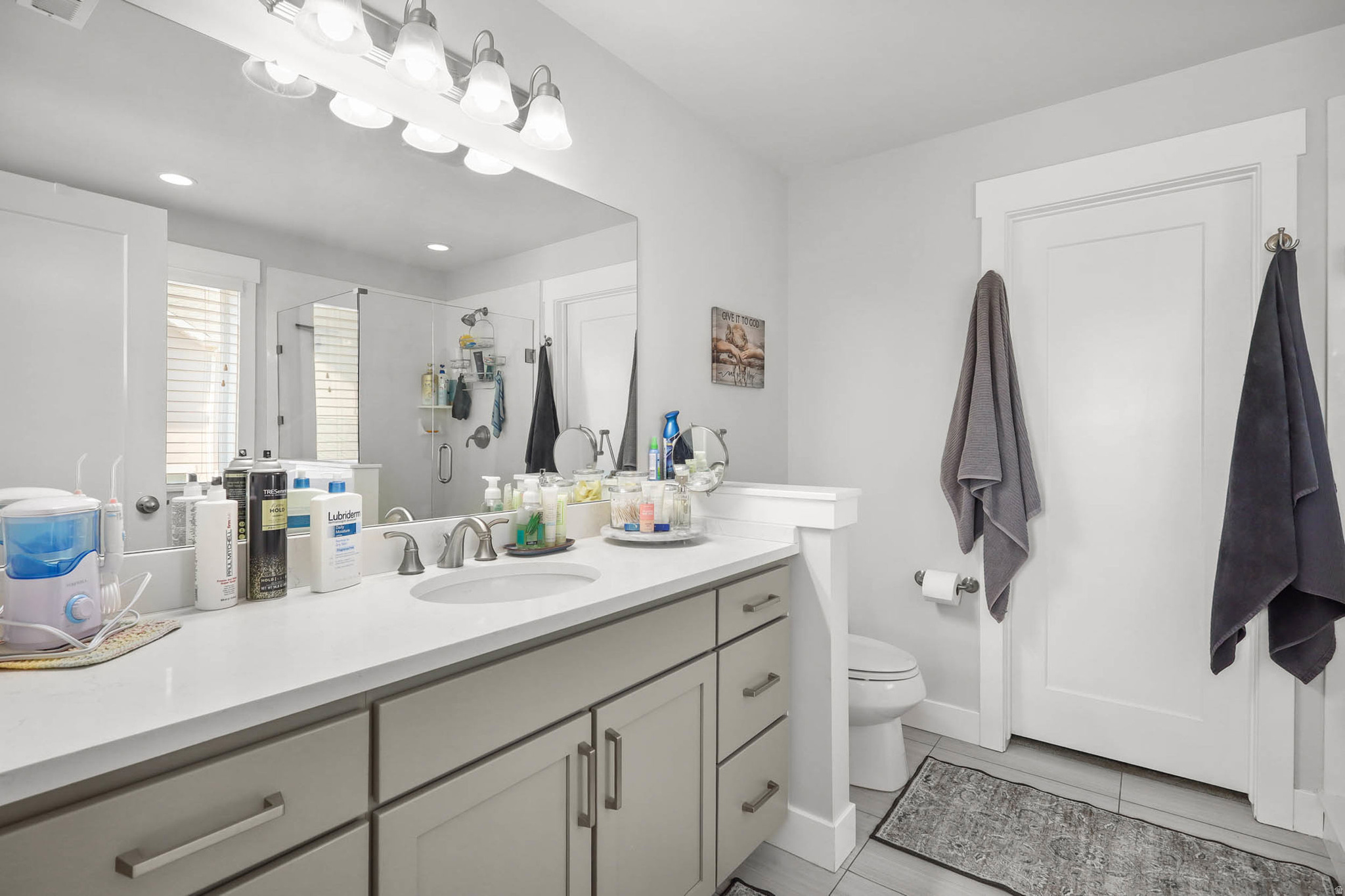 5168 W SHADY PARK LN