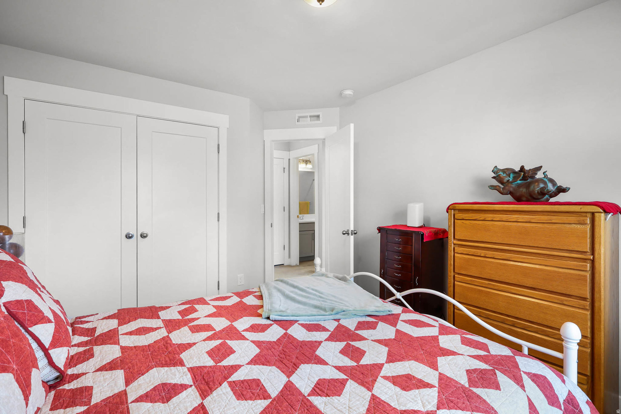 5168 W SHADY PARK LN