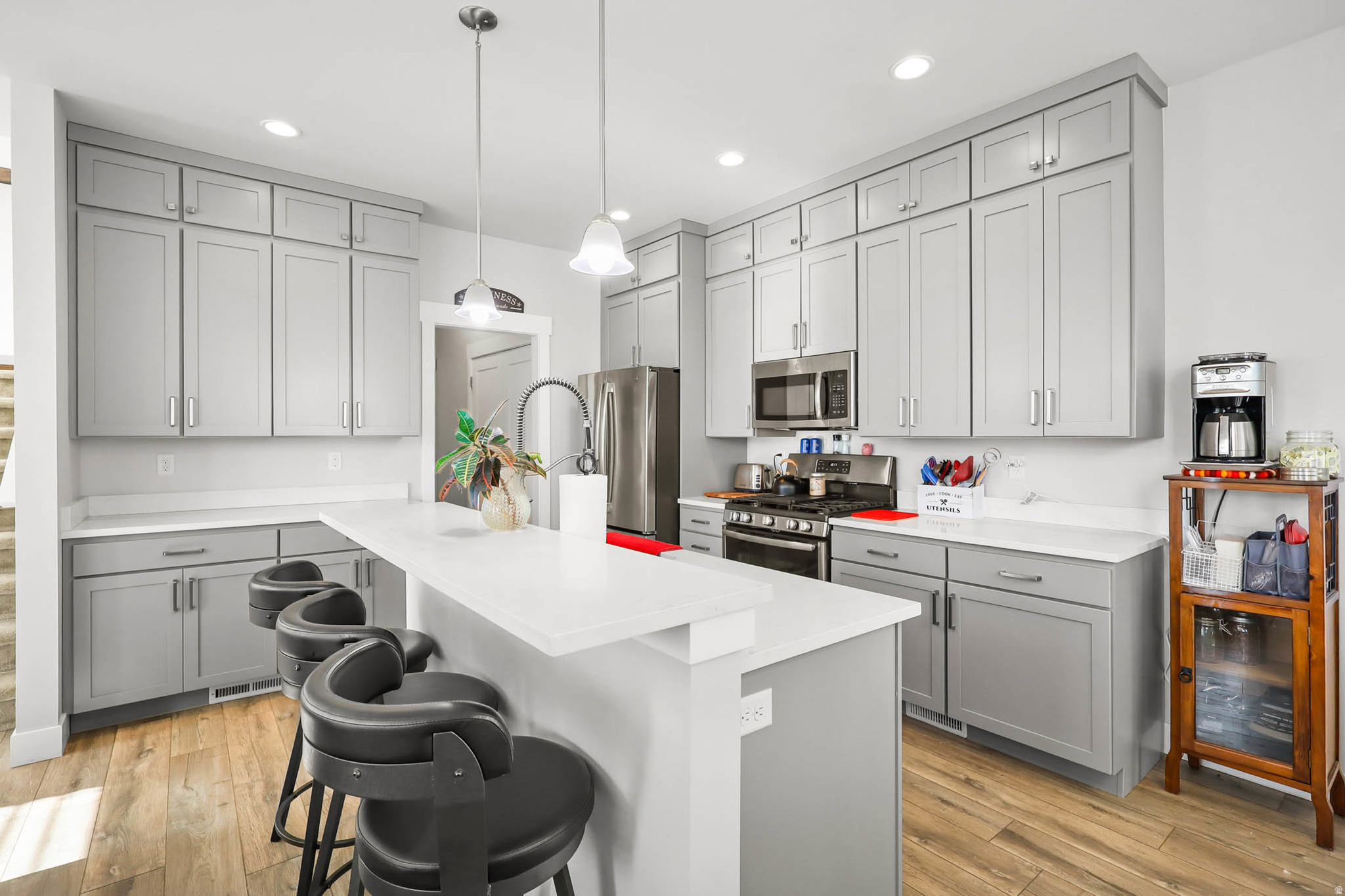 5168 W SHADY PARK LN