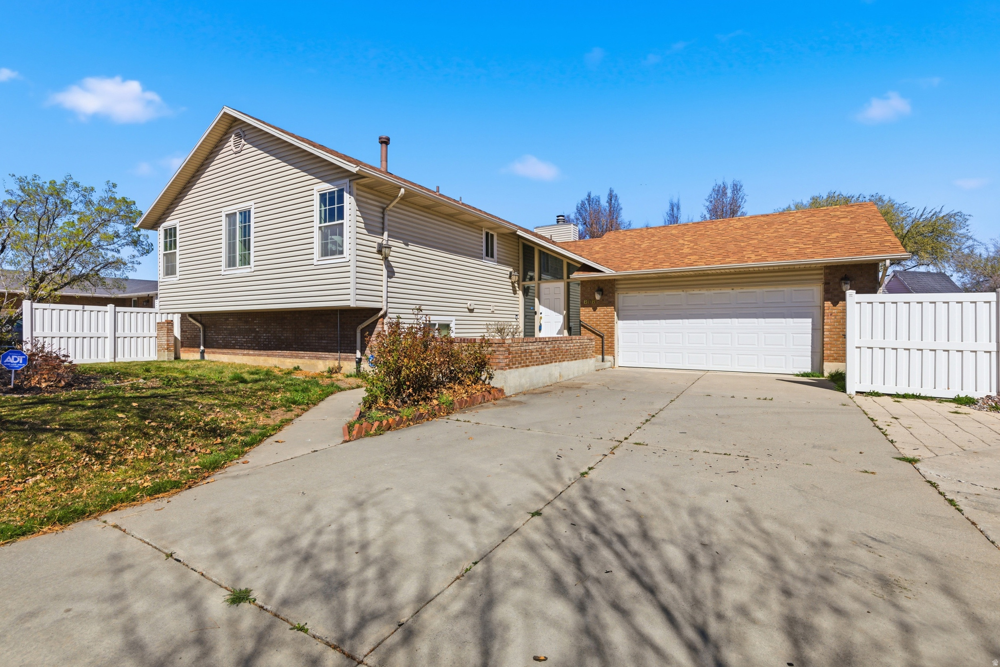 808 W BULLION
