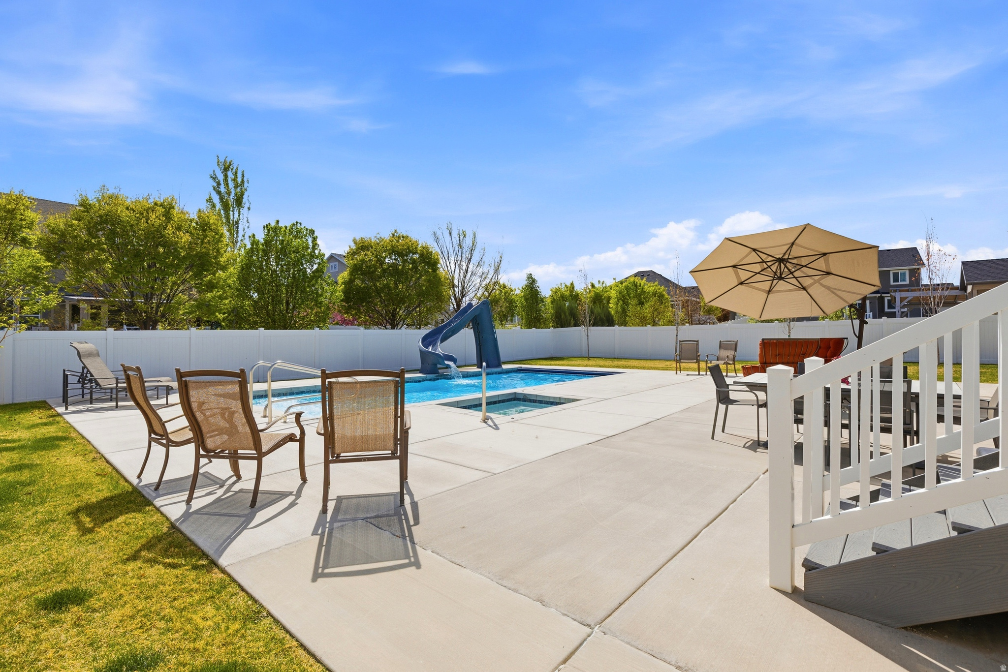 2557 W MIDAS SIDE WAY