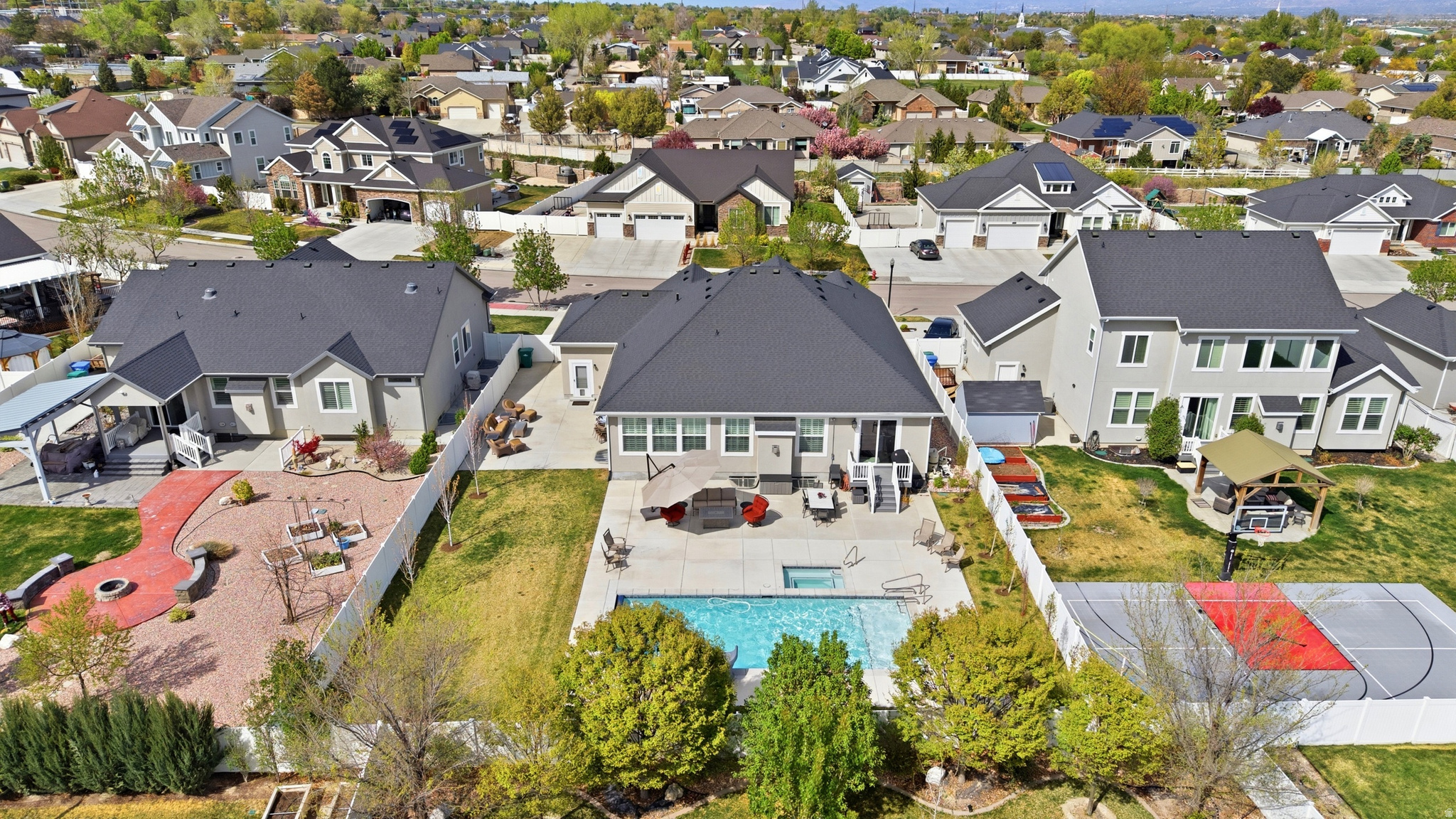 2557 W MIDAS SIDE WAY