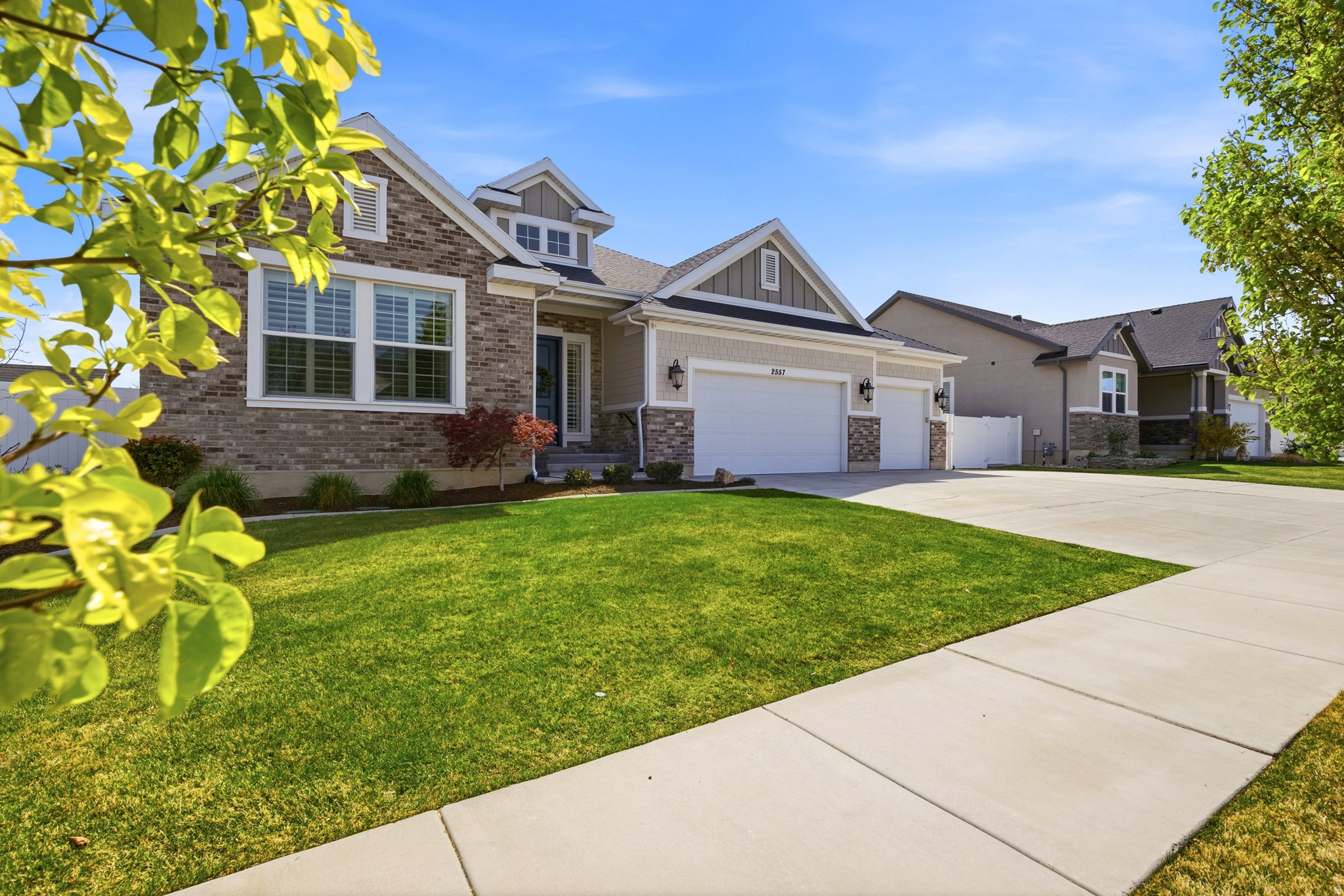 2557 W MIDAS SIDE WAY