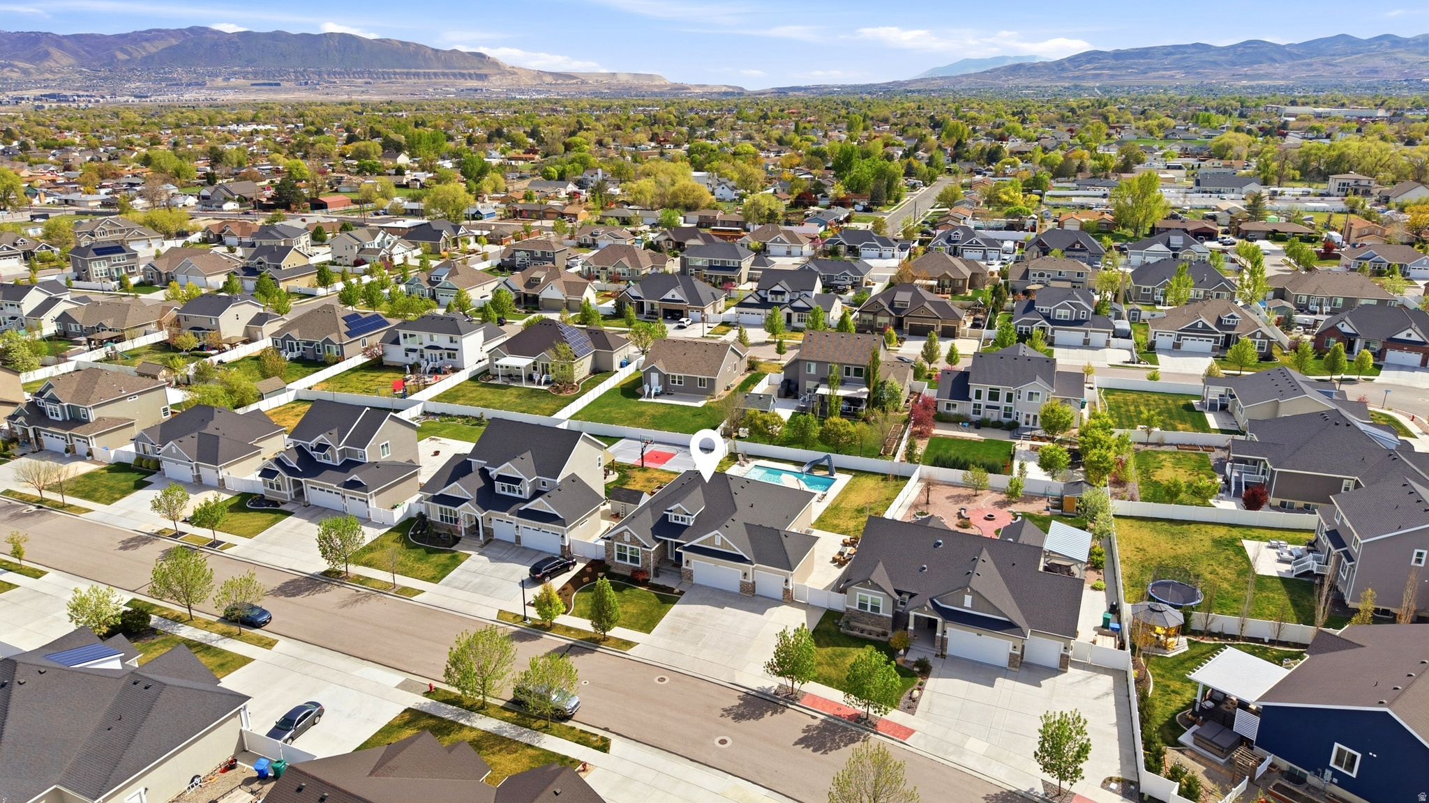 2557 W MIDAS SIDE WAY