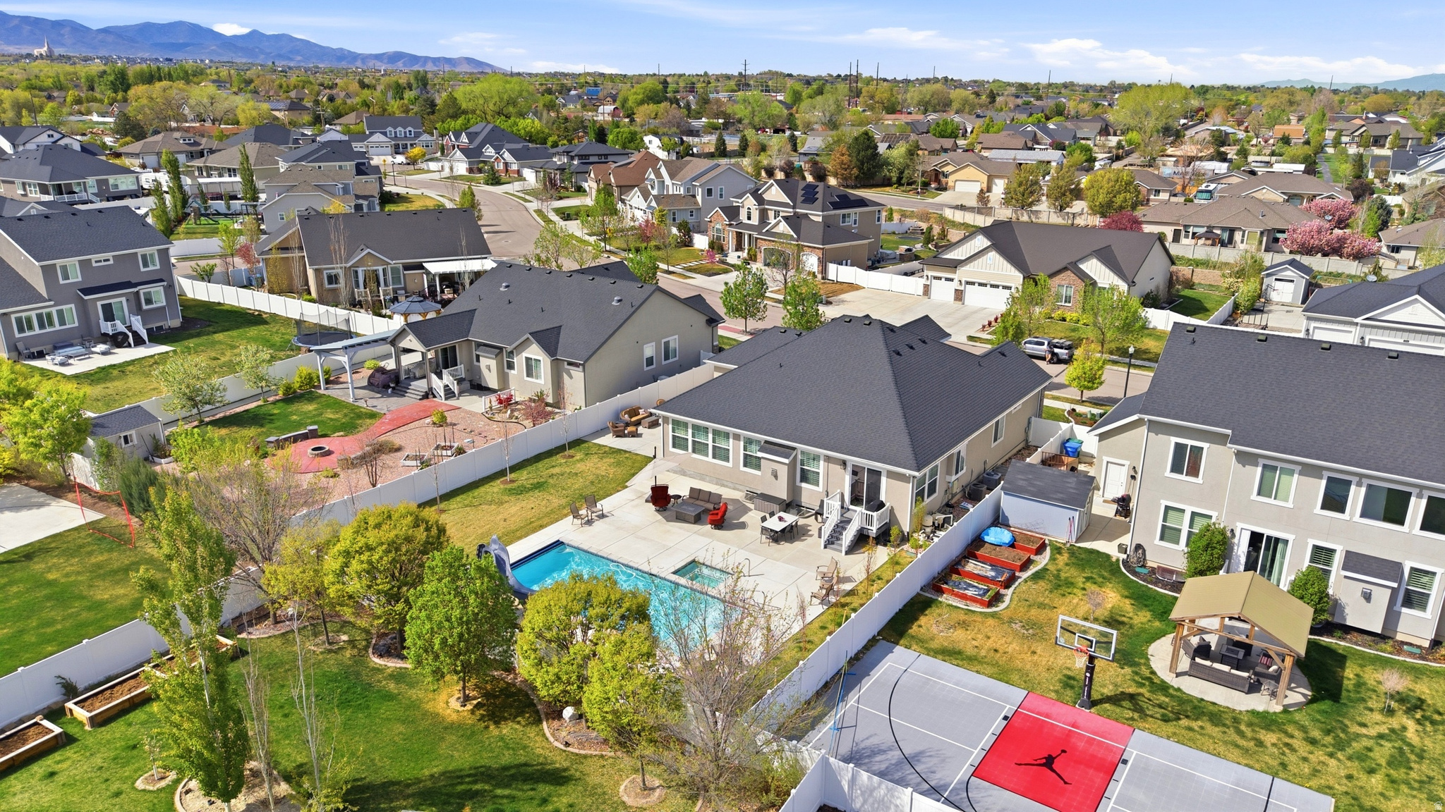 2557 W MIDAS SIDE WAY