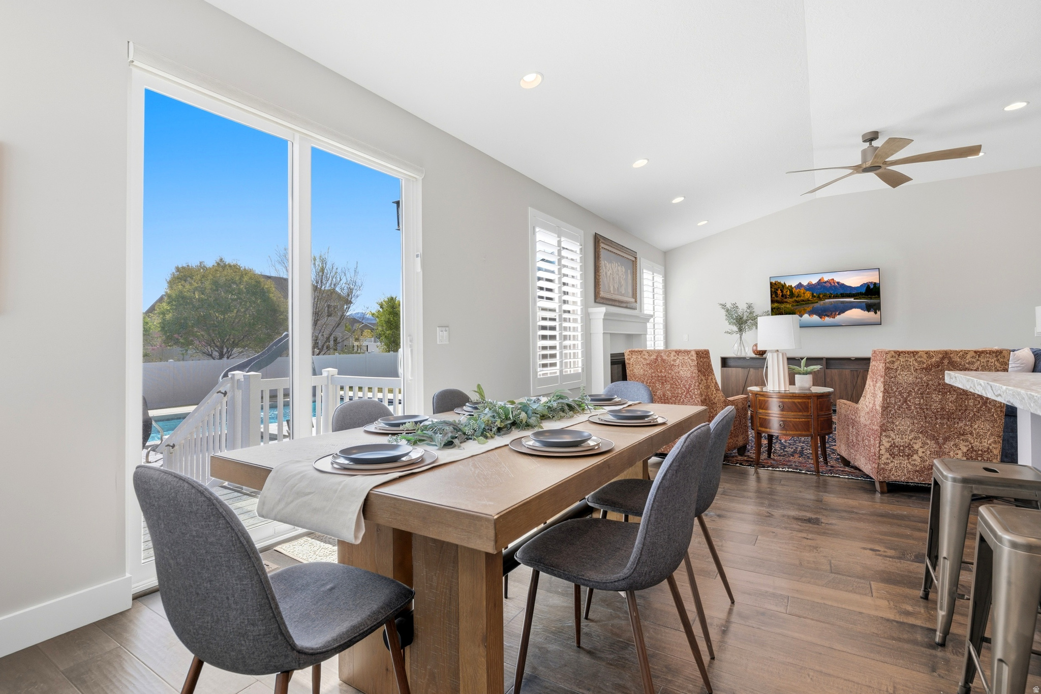 2557 W MIDAS SIDE WAY