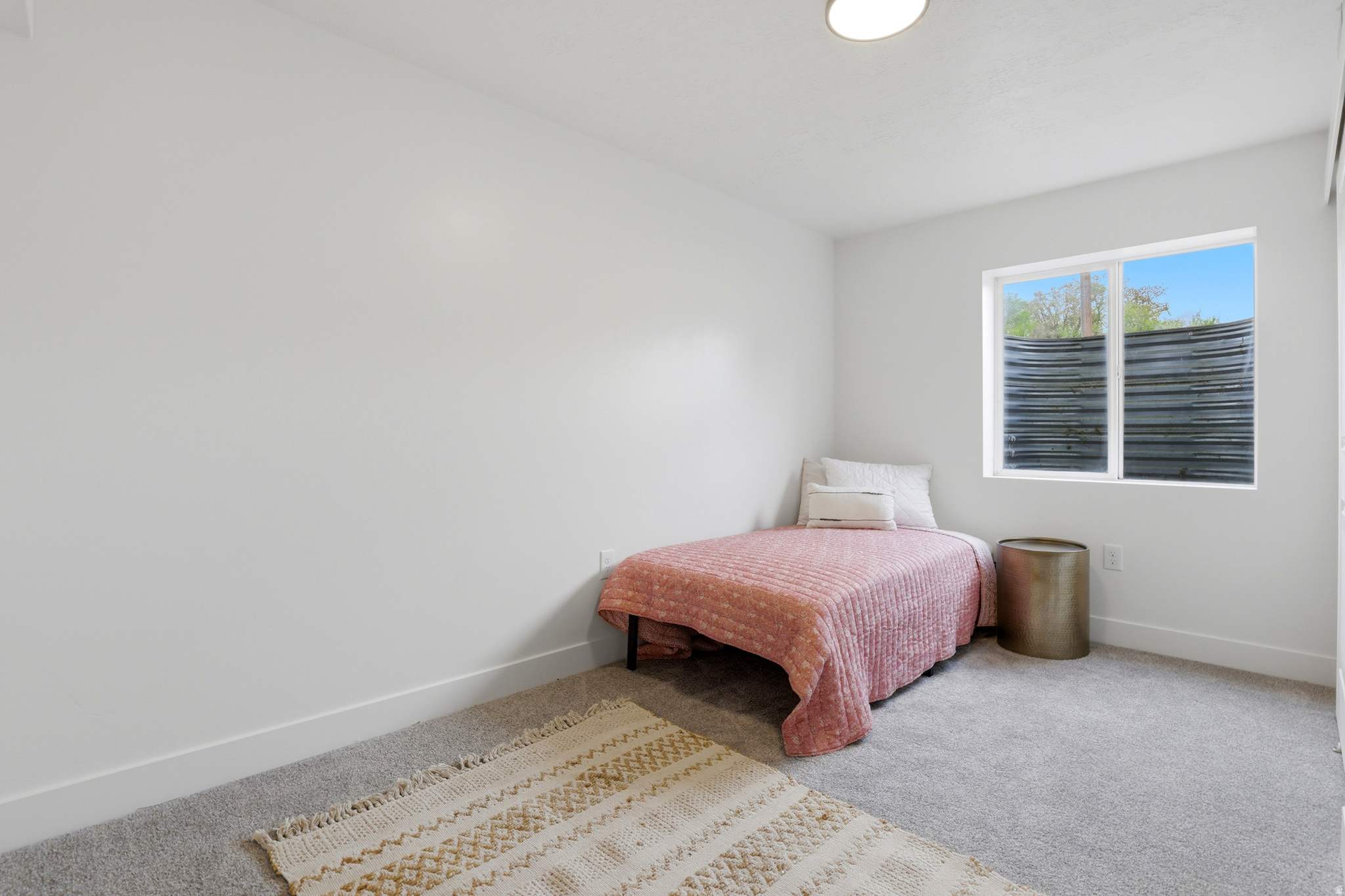 8643 S VAQUERO DR