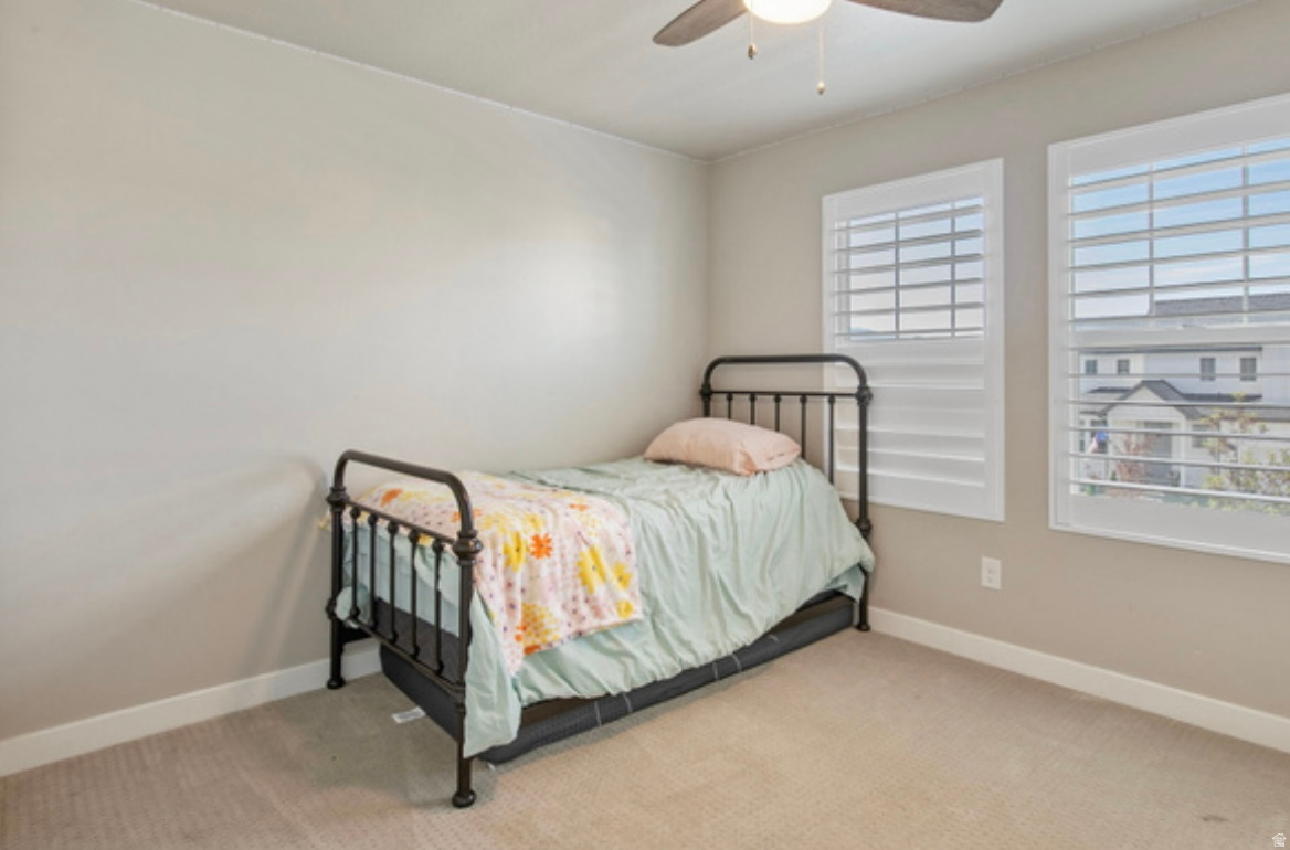 1295 E GRANITE PEAK RD