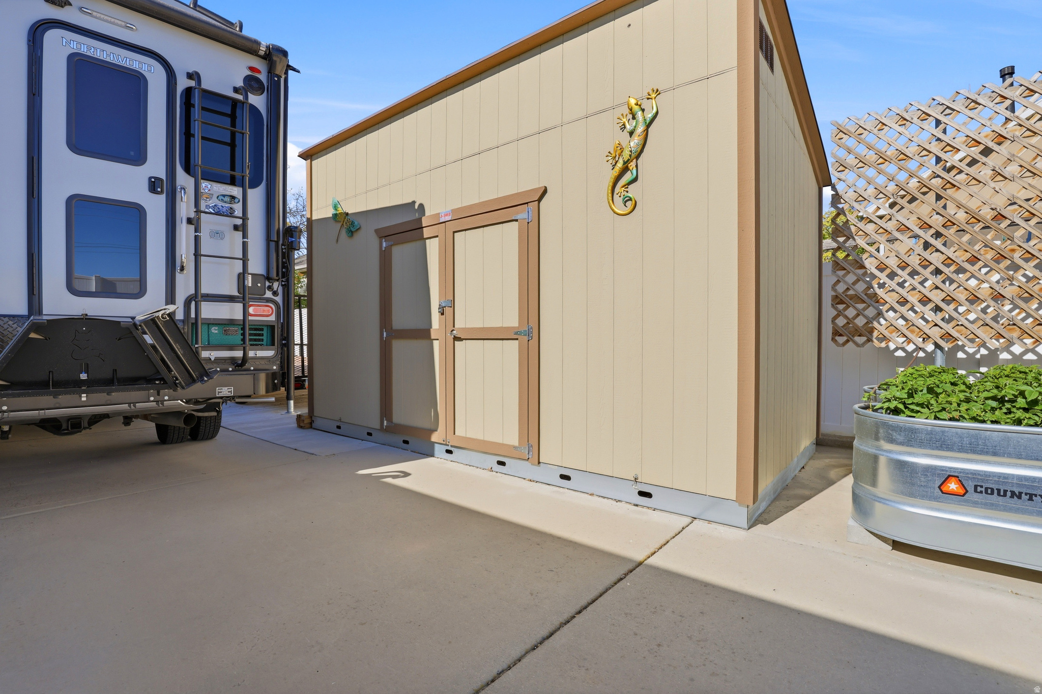 1274 W CHAPEL RIDGE DR