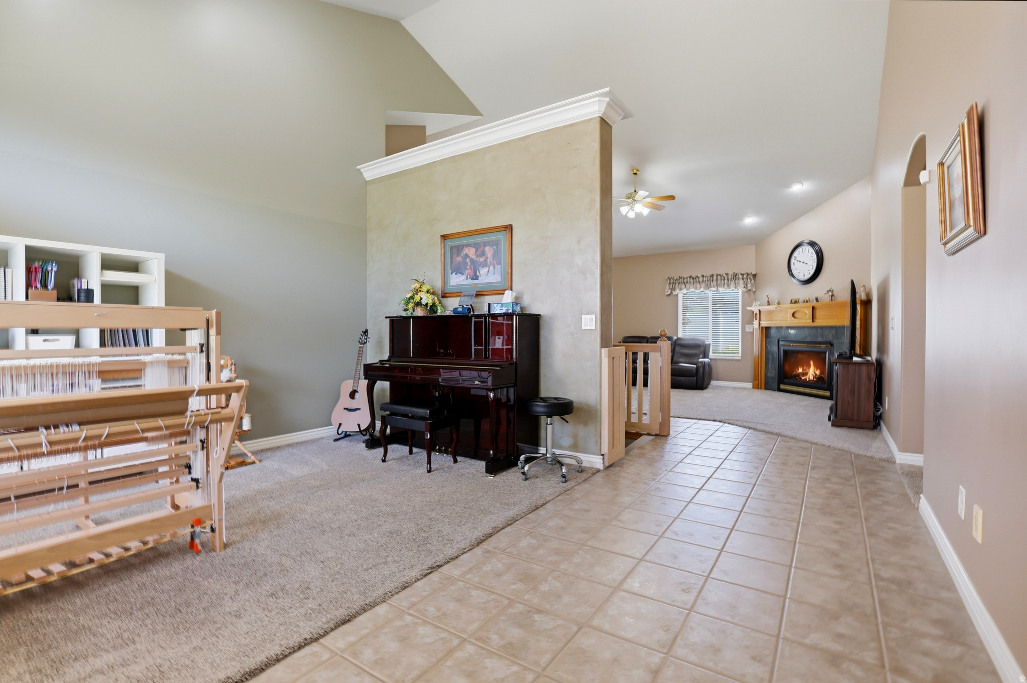 1274 W CHAPEL RIDGE DR