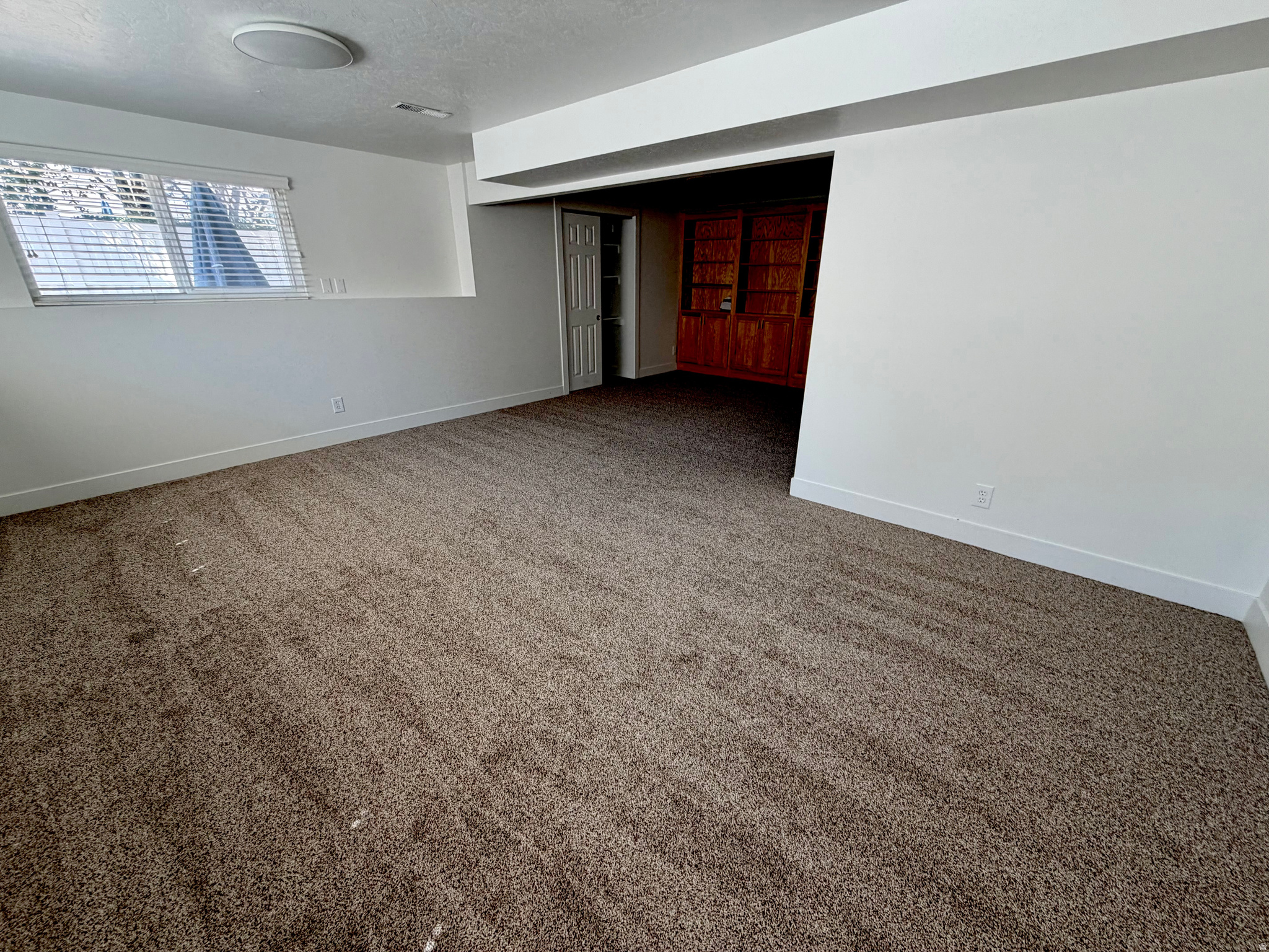 808 W BULLION ST