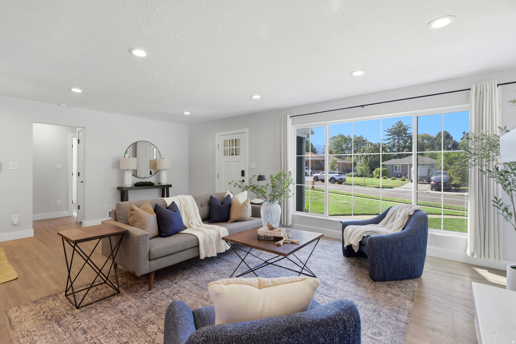 2185 E BENDAMERE CIR