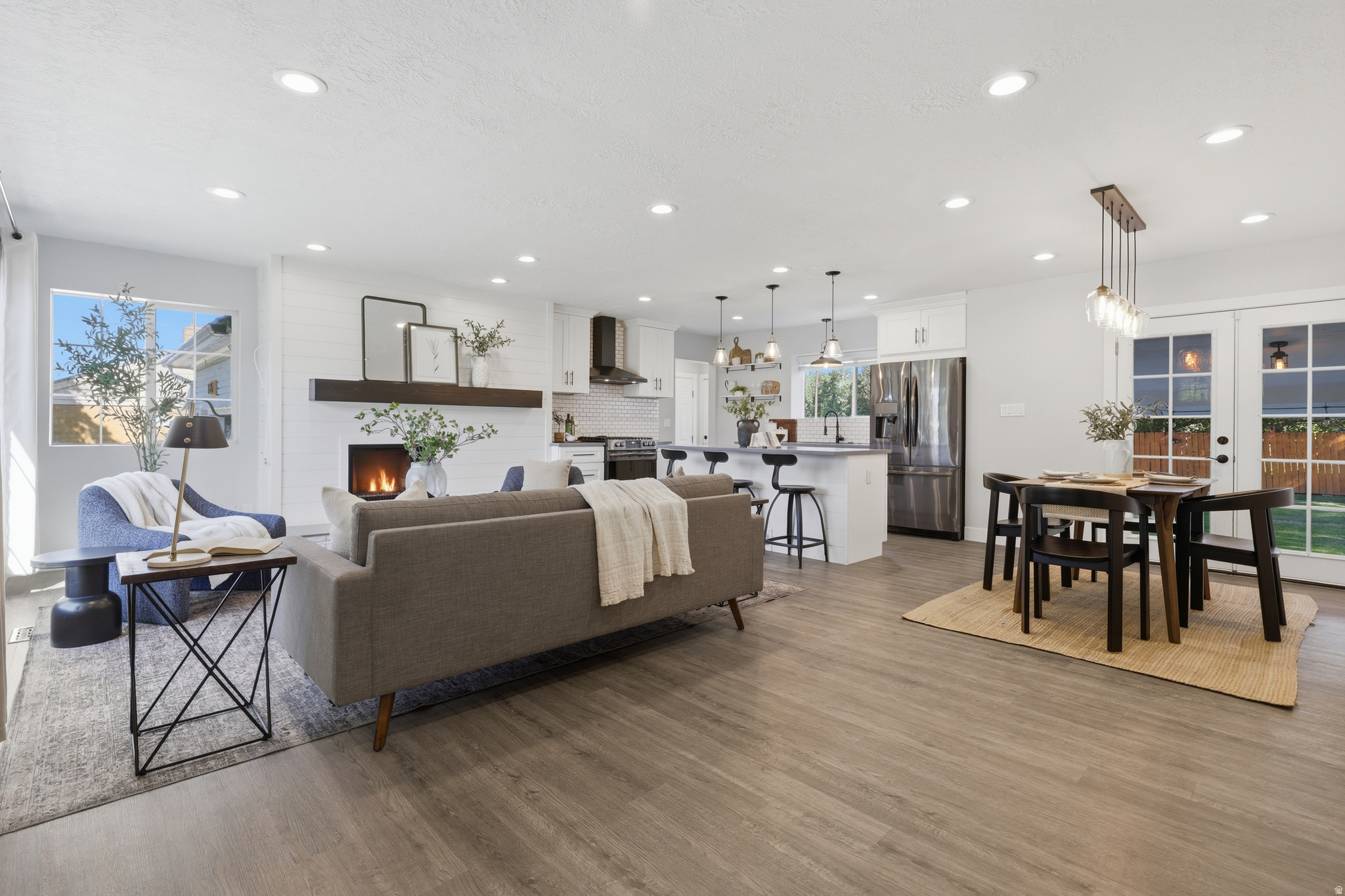 2185 E BENDAMERE CIR