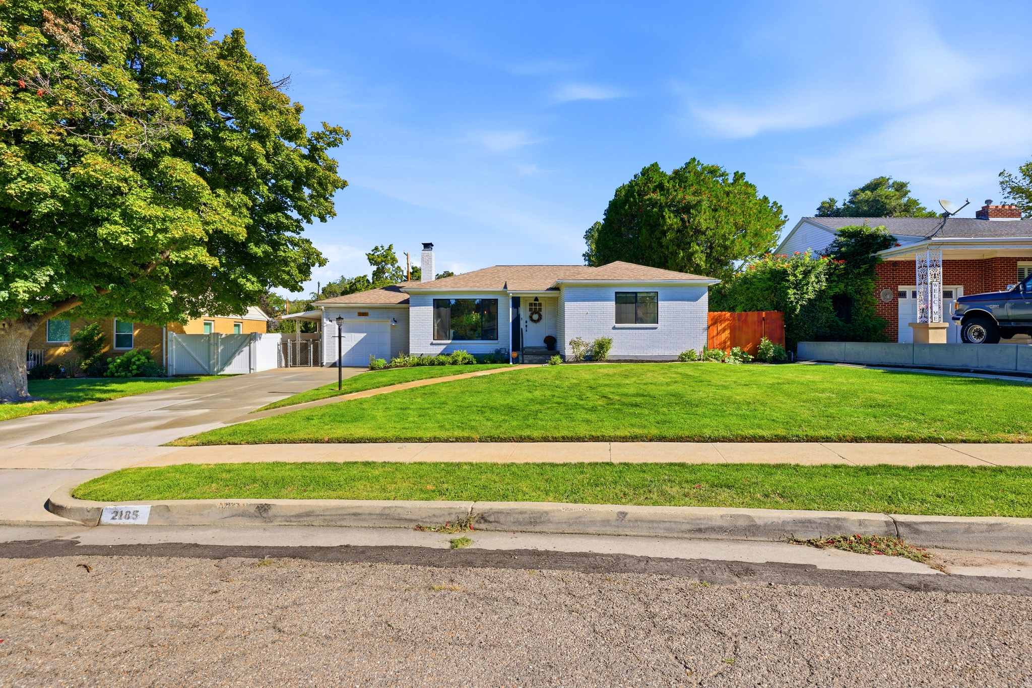2185 E BENDAMERE CIR