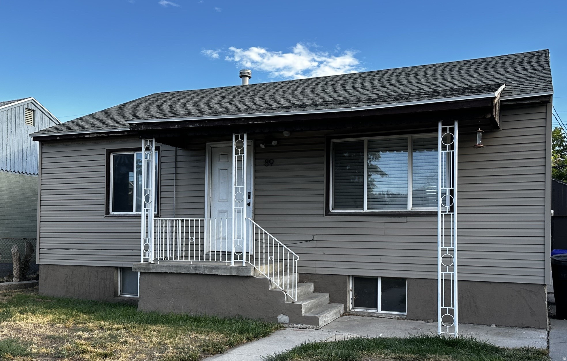 89 W MALVERN AVE