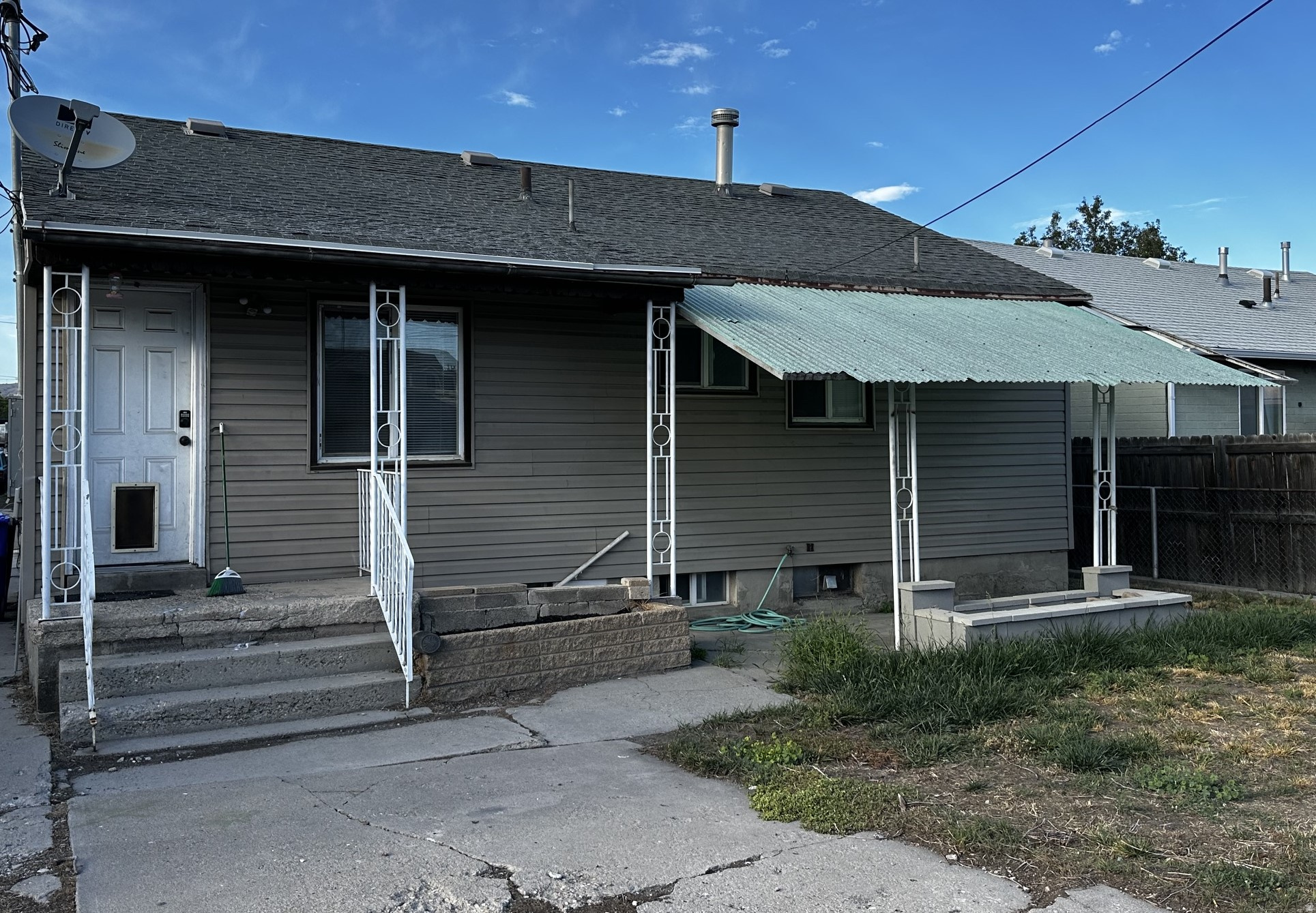 89 W MALVERN AVE