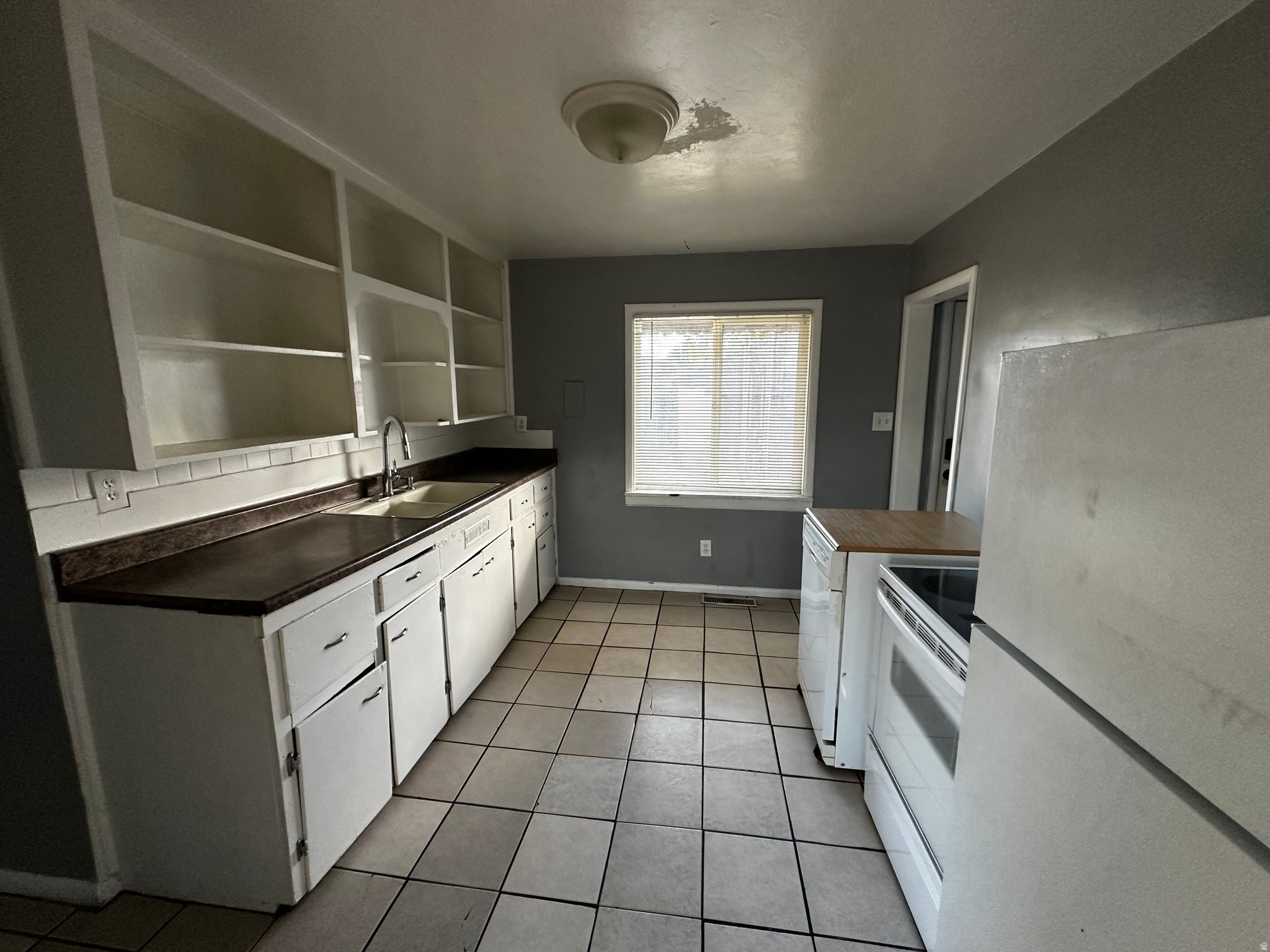 89 W MALVERN AVE