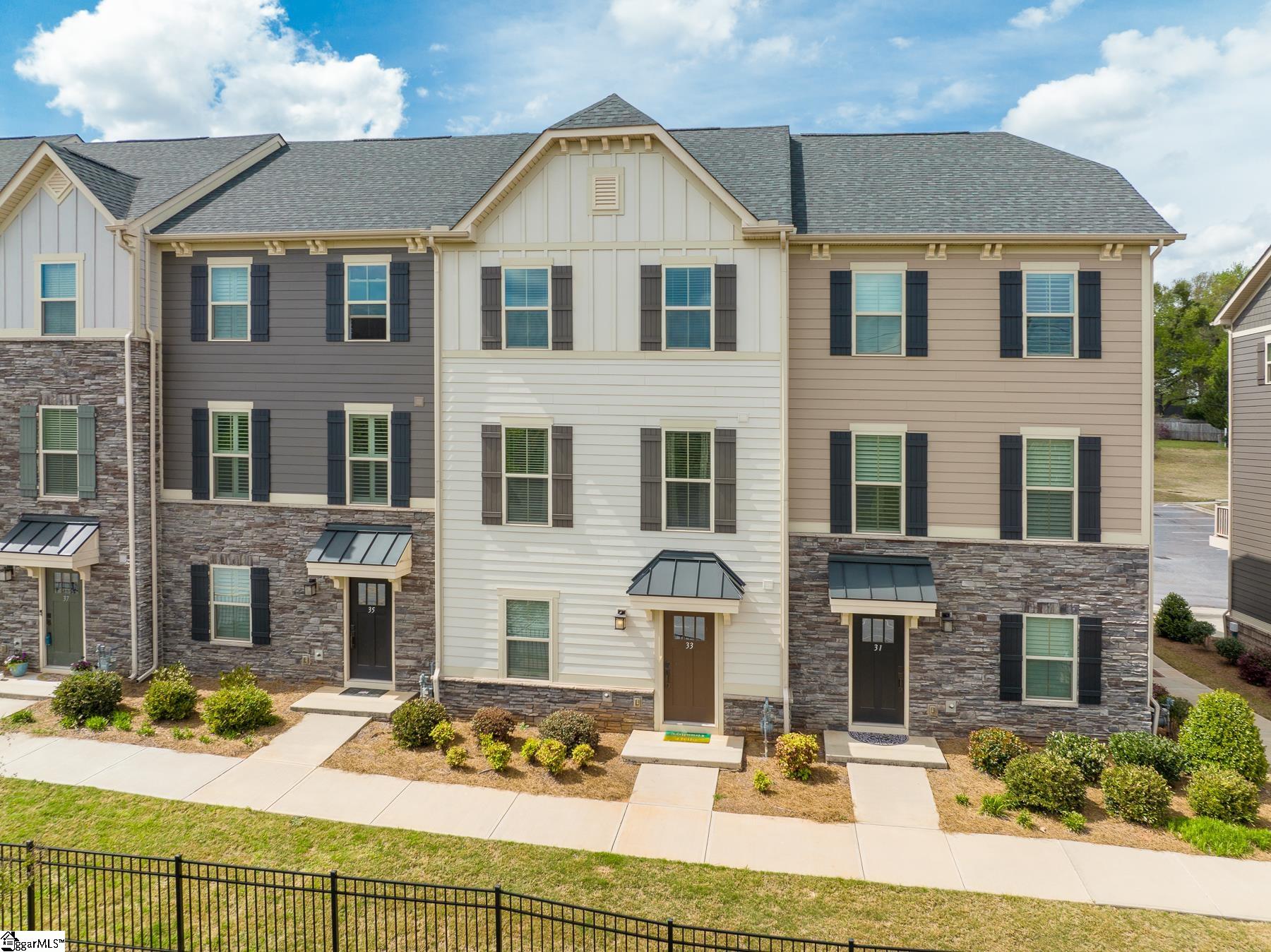 33 Itasca Drive