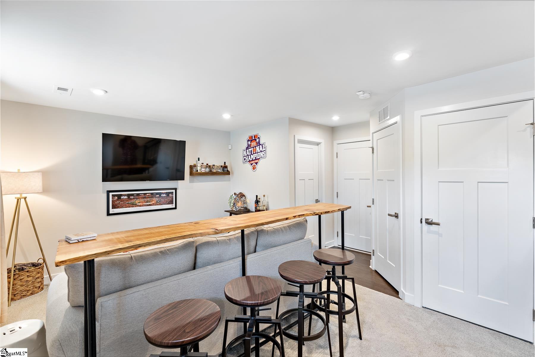 33 Itasca Drive