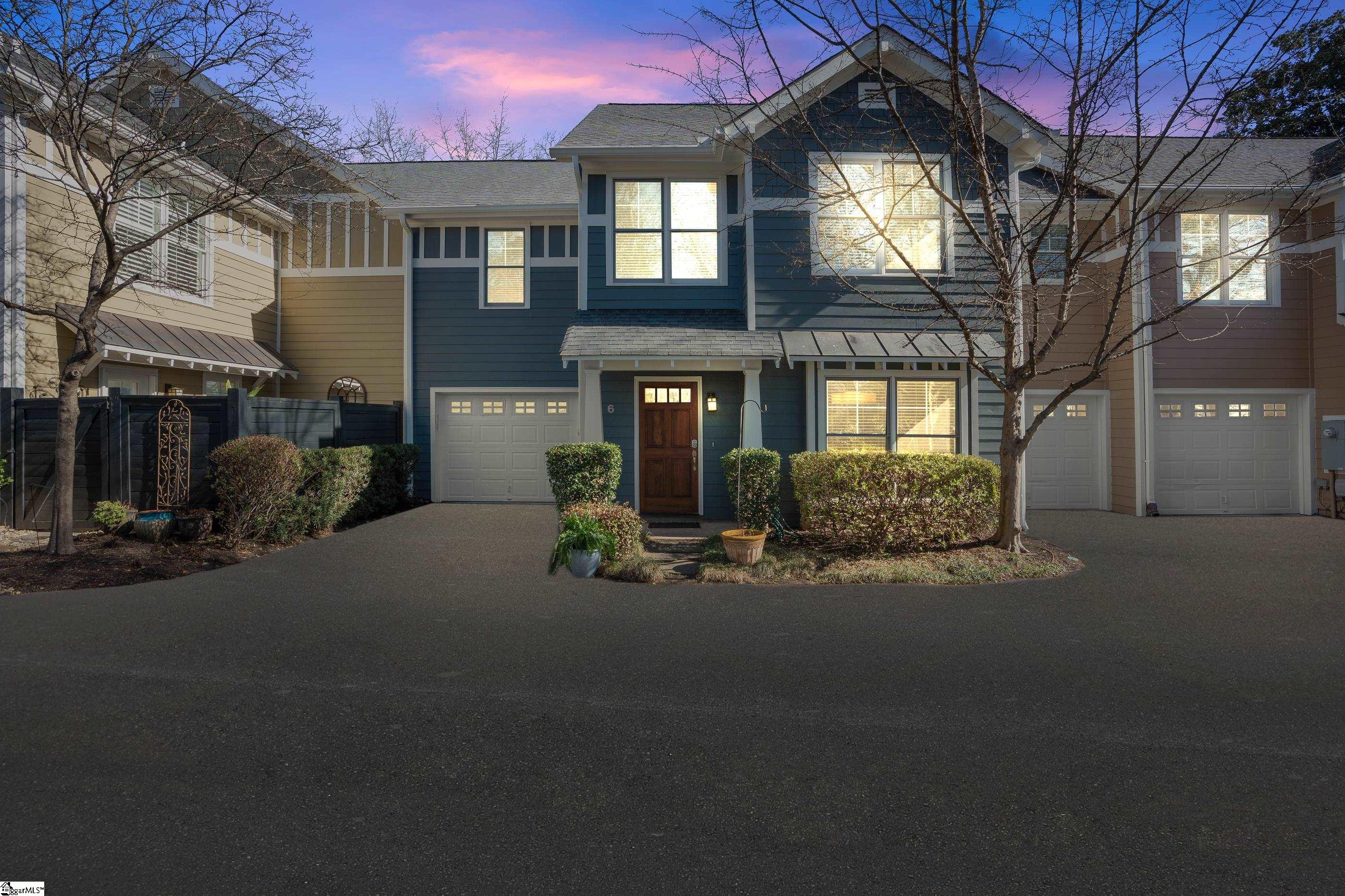 6 Cureton Street