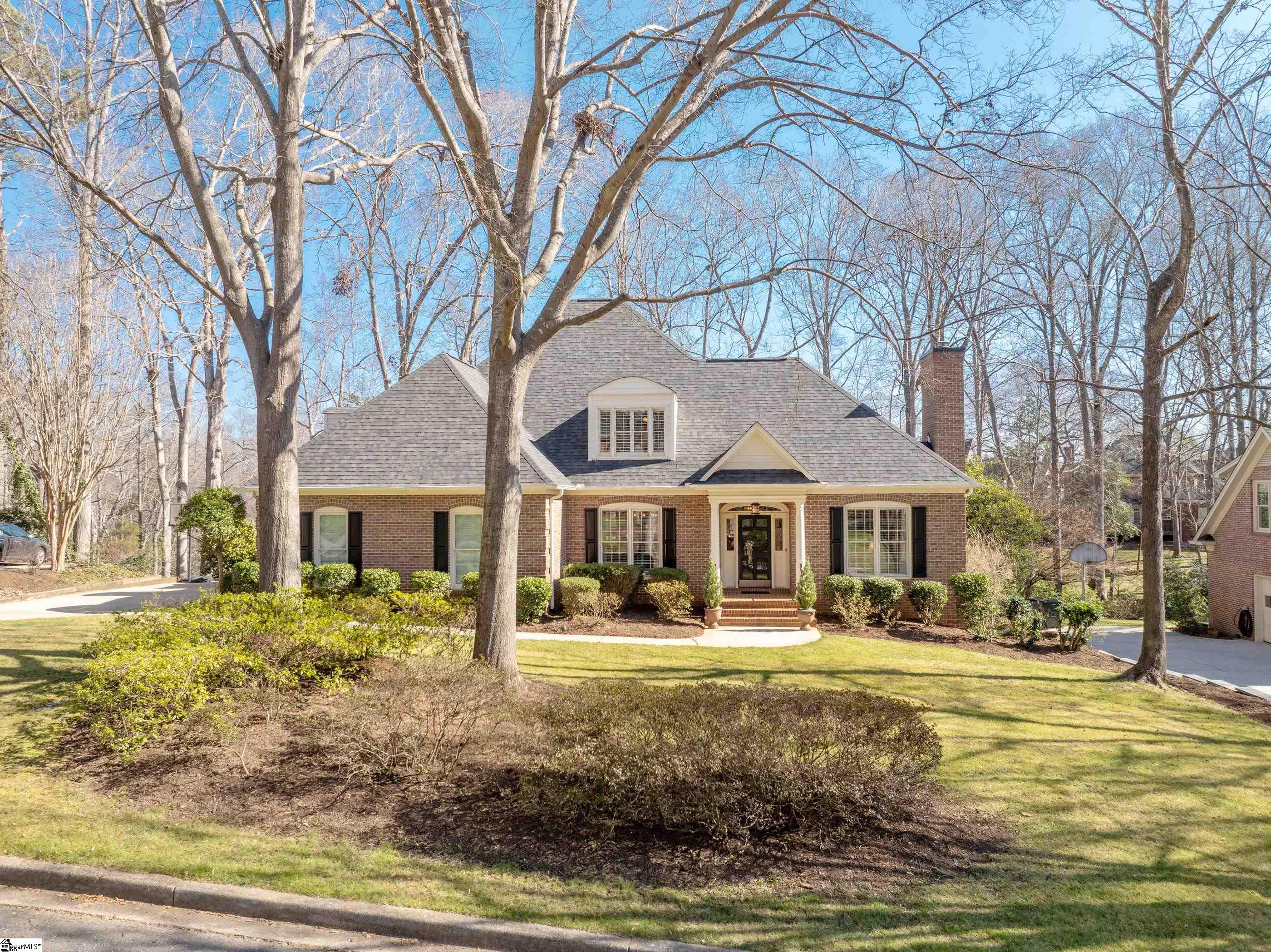 8 Laurel Oak Trail