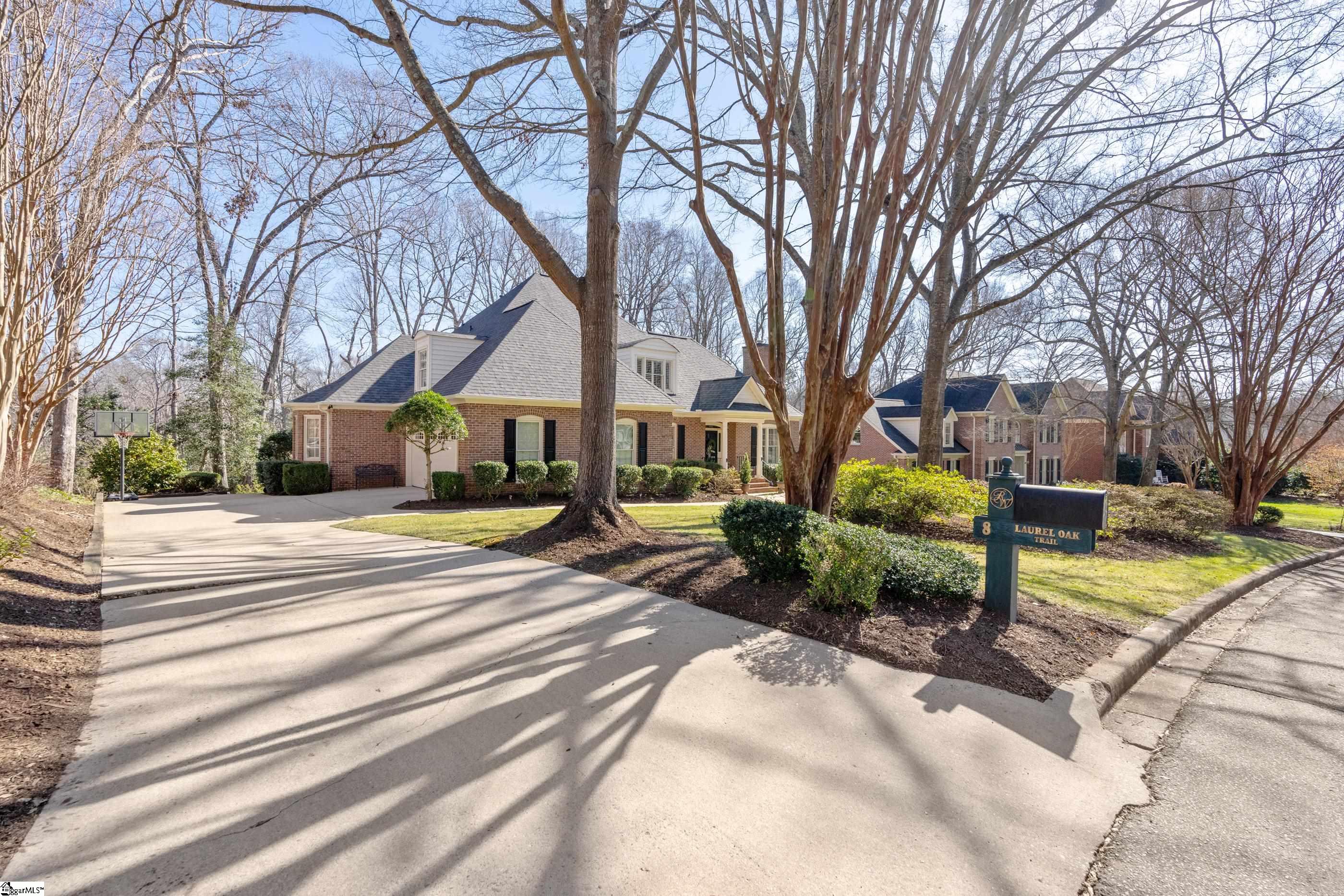 8 Laurel Oak Trail