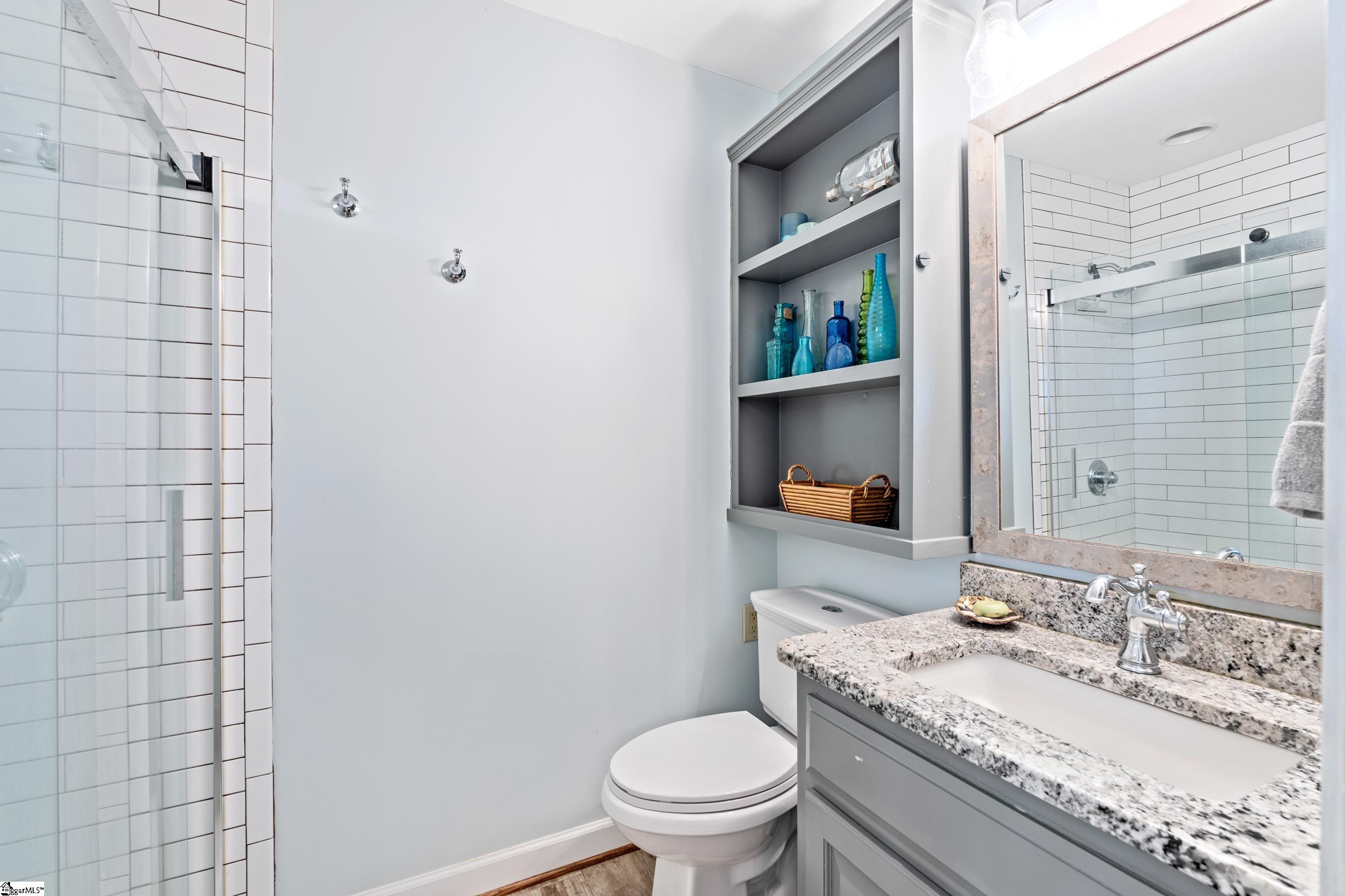 8 Laurel Oak Trail