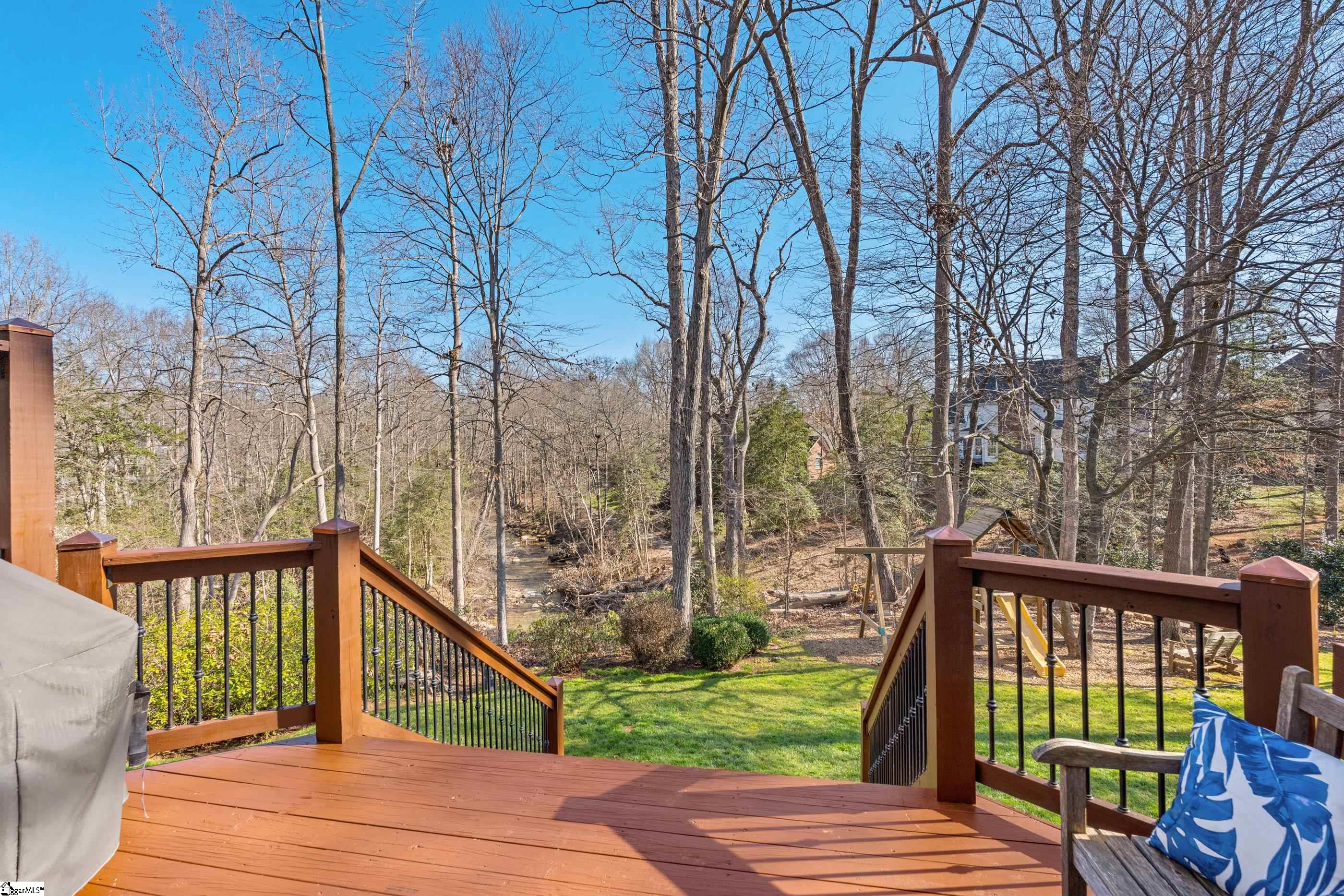 8 Laurel Oak Trail