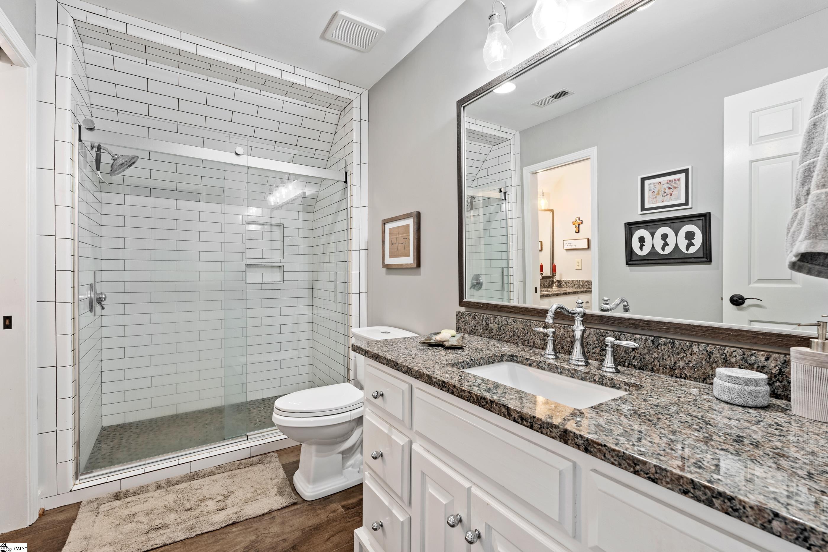 8 Laurel Oak Trail