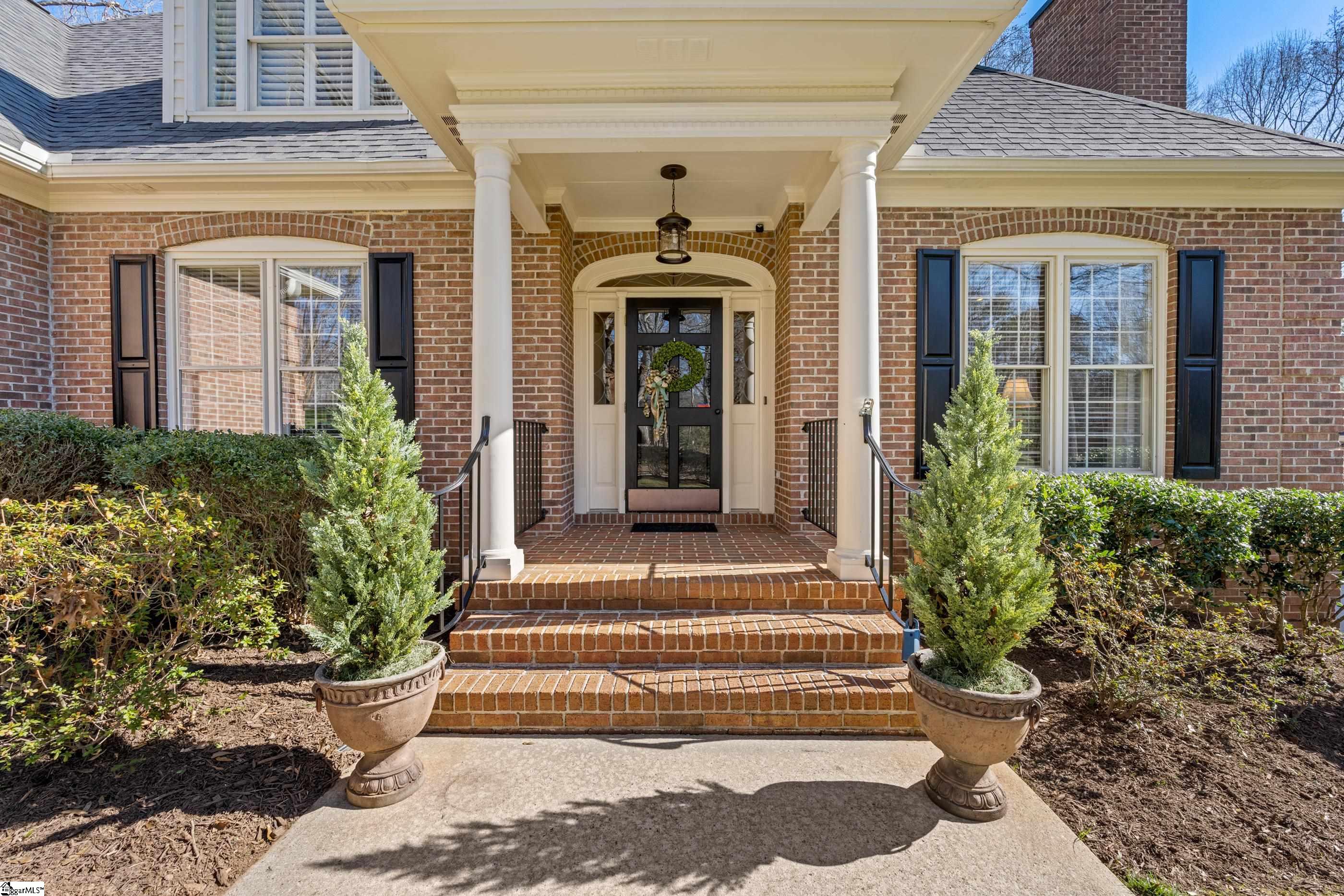 8 Laurel Oak Trail